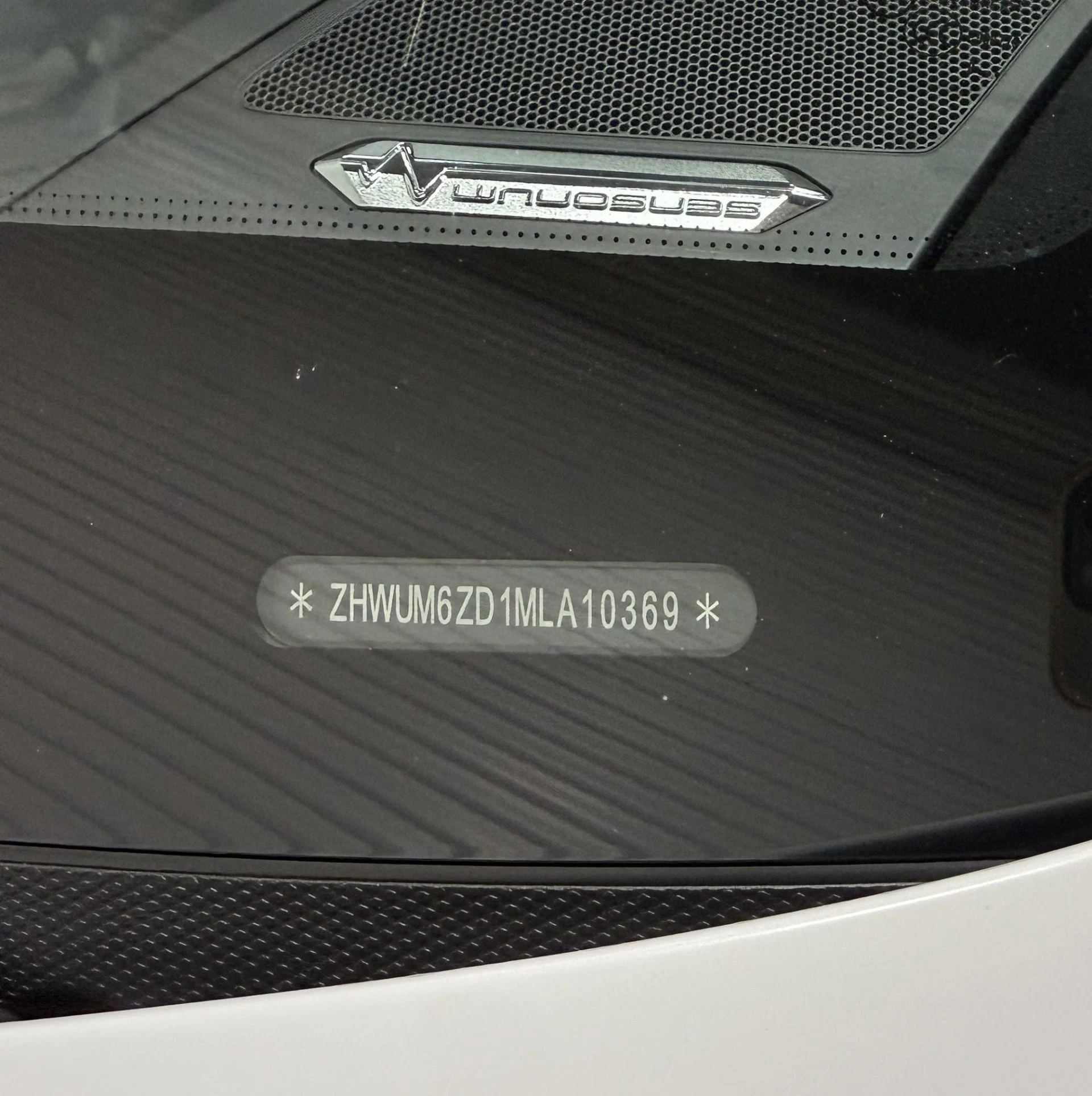 mph076_4127399722_Used_2021_Lamborghini_Aventador_SVJ_LP_770_4_SVJ_1780076945_f74924dac0