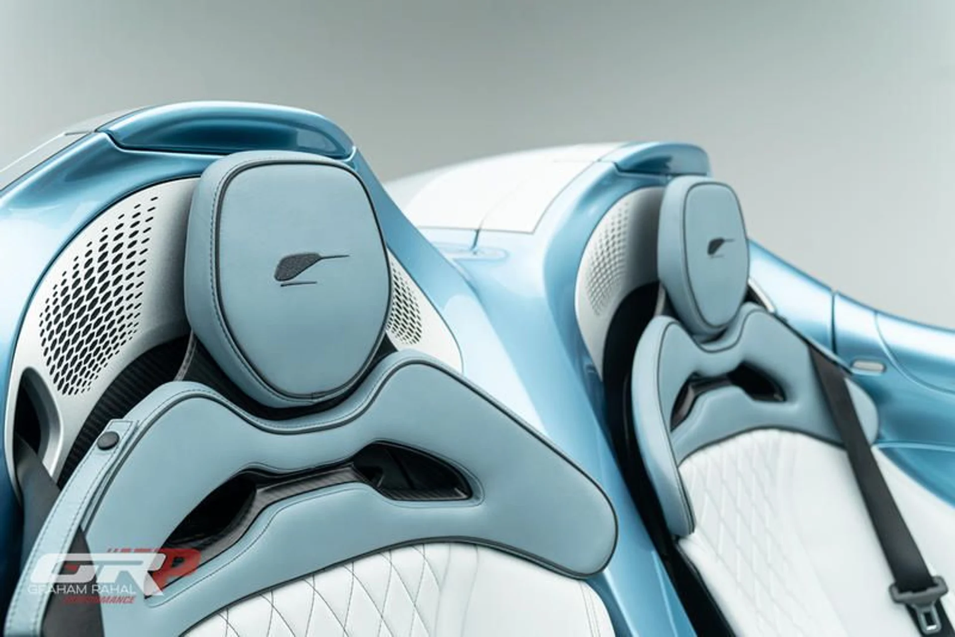 mph076_4167650742_36_EEBDA_2_9_D10_4_EC_5_B50_A_5151627_D771_D_19f3a69721