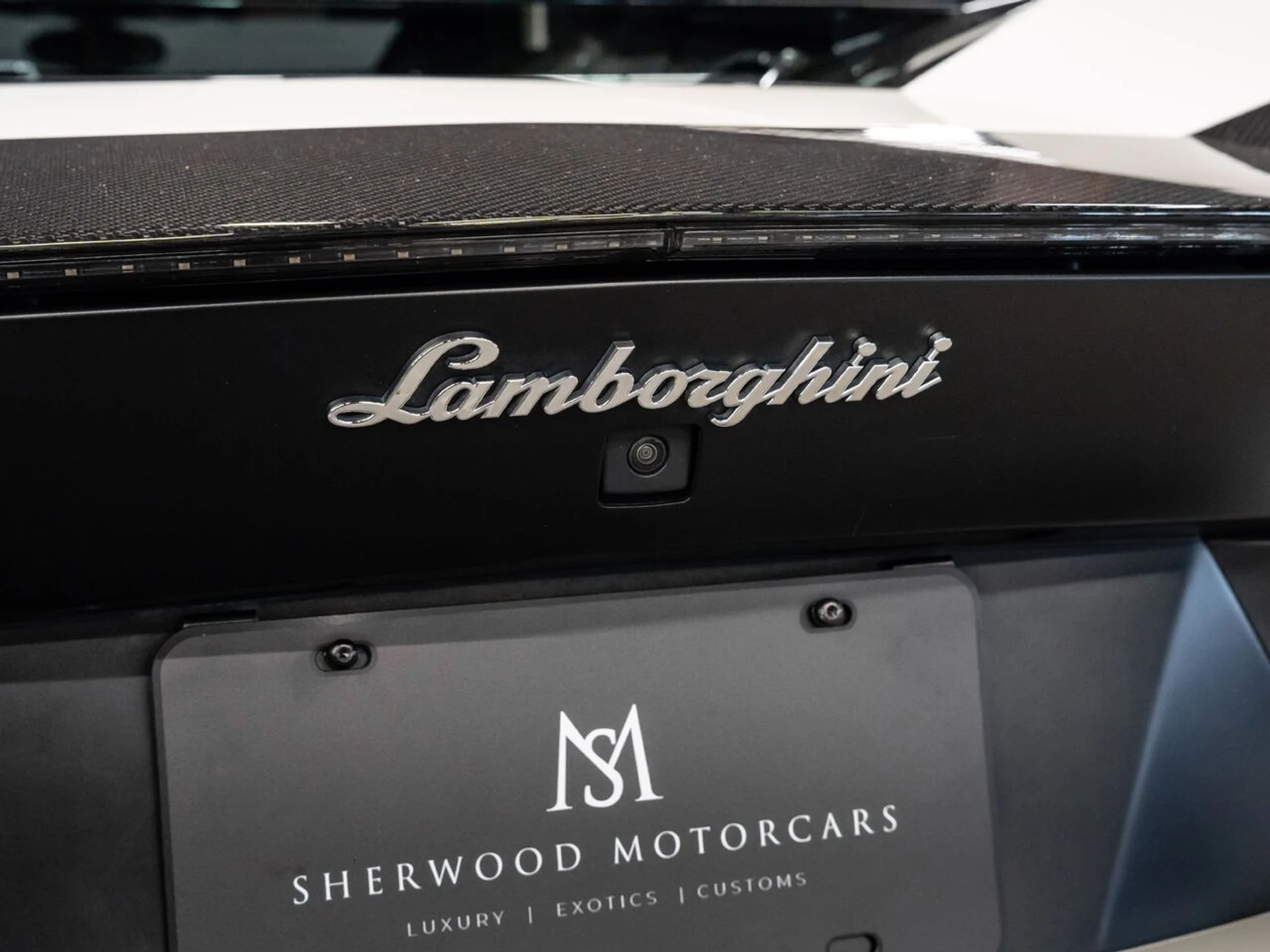 mph076_4200342036_lamborghini_aventador_2017_1c556a707c