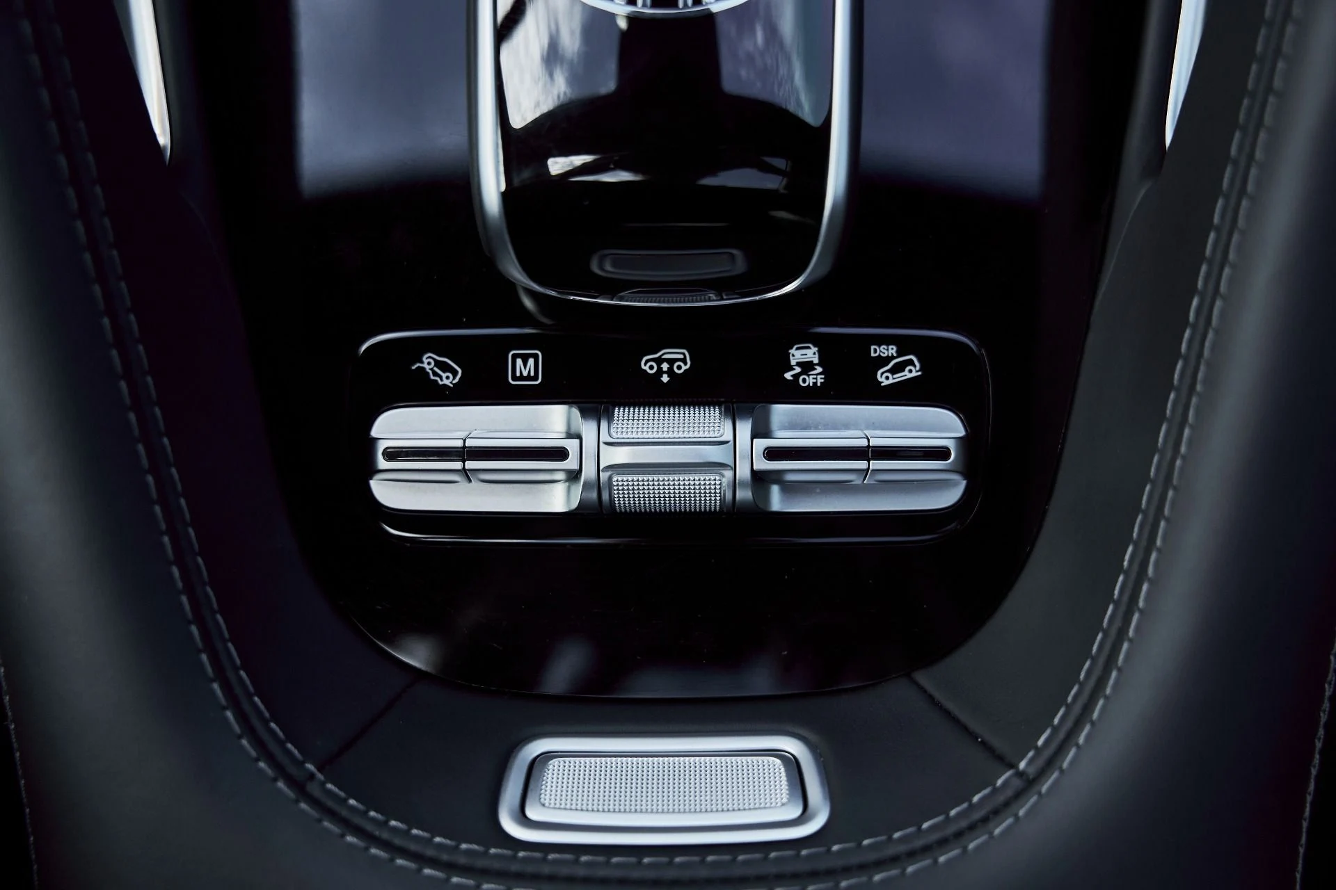 mph076_4209343612_Used_2024_Mercedes_Benz_GLS_Maybach_GLS_600_1773530645_5e28a97c2b