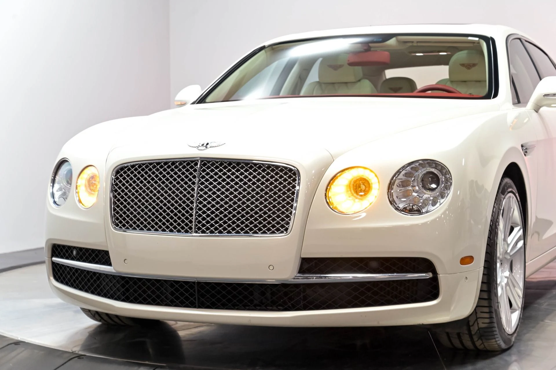 mph076_469632861_Used_2016_Bentley_Flying_Spur_W12_1779838751_6c80d3ae06