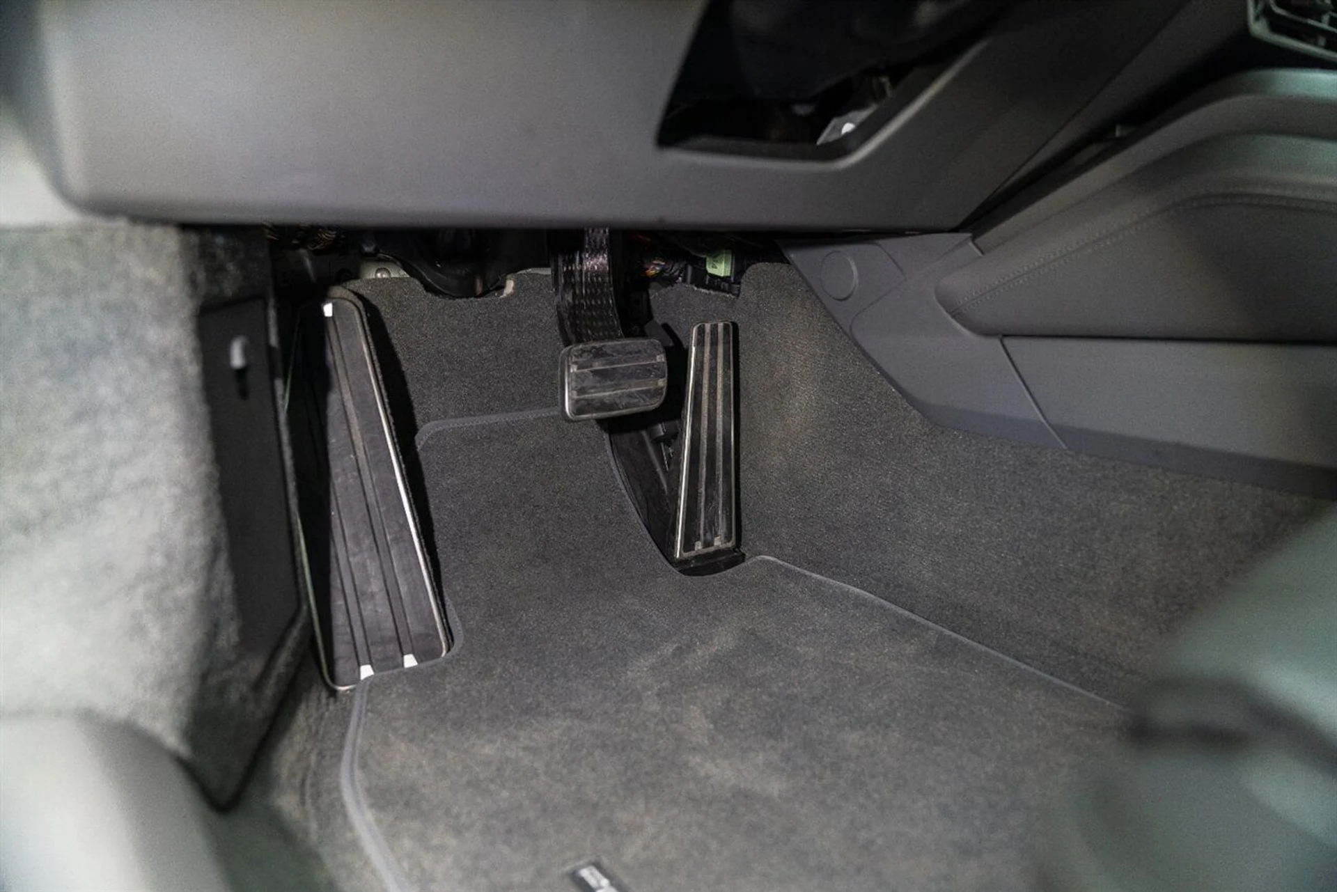 mph076_51120023_2464674f34_1280_019f2497b9