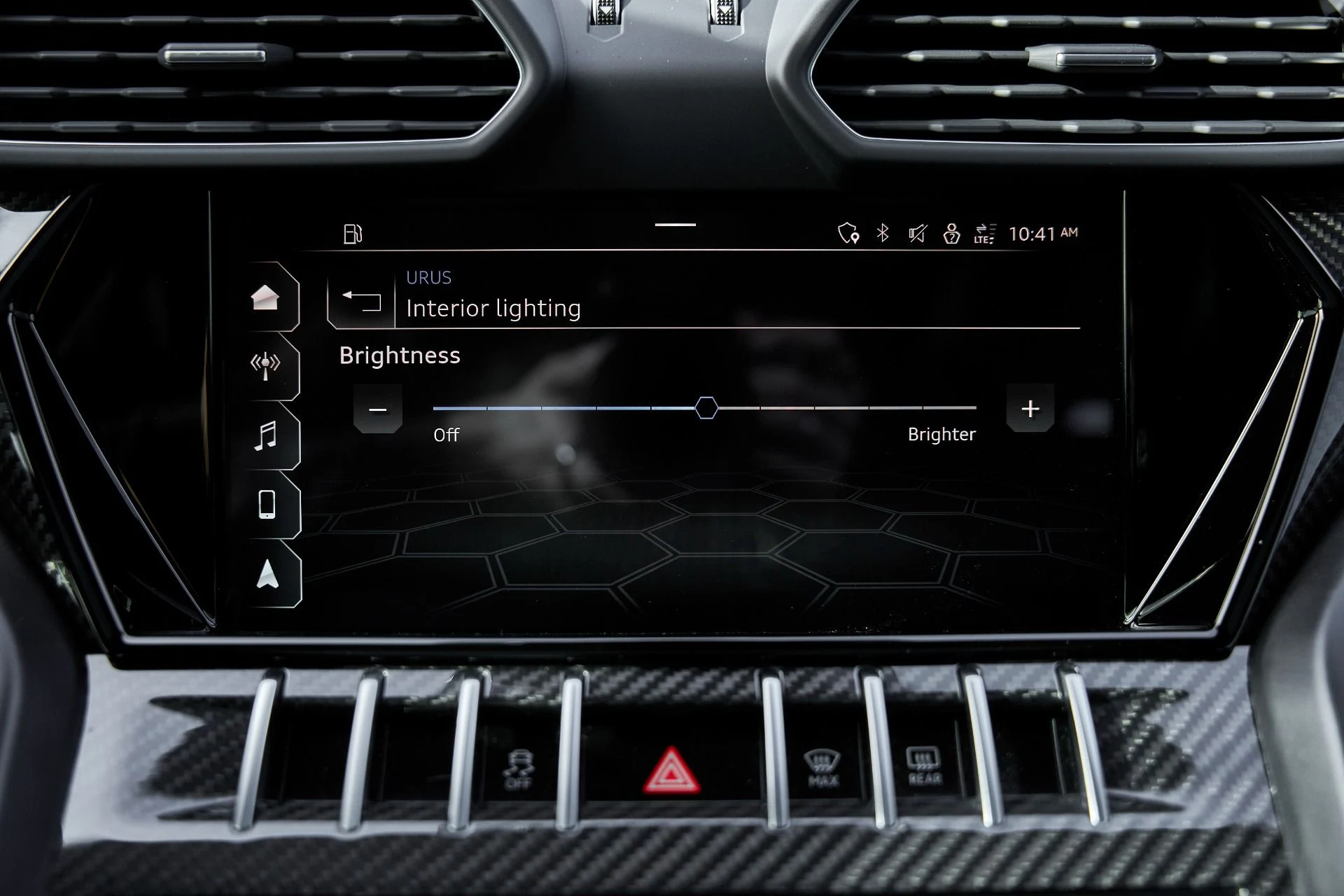 mph076_562859961_Used_2022_Lamborghini_Urus_1766457492_8f20efa96d