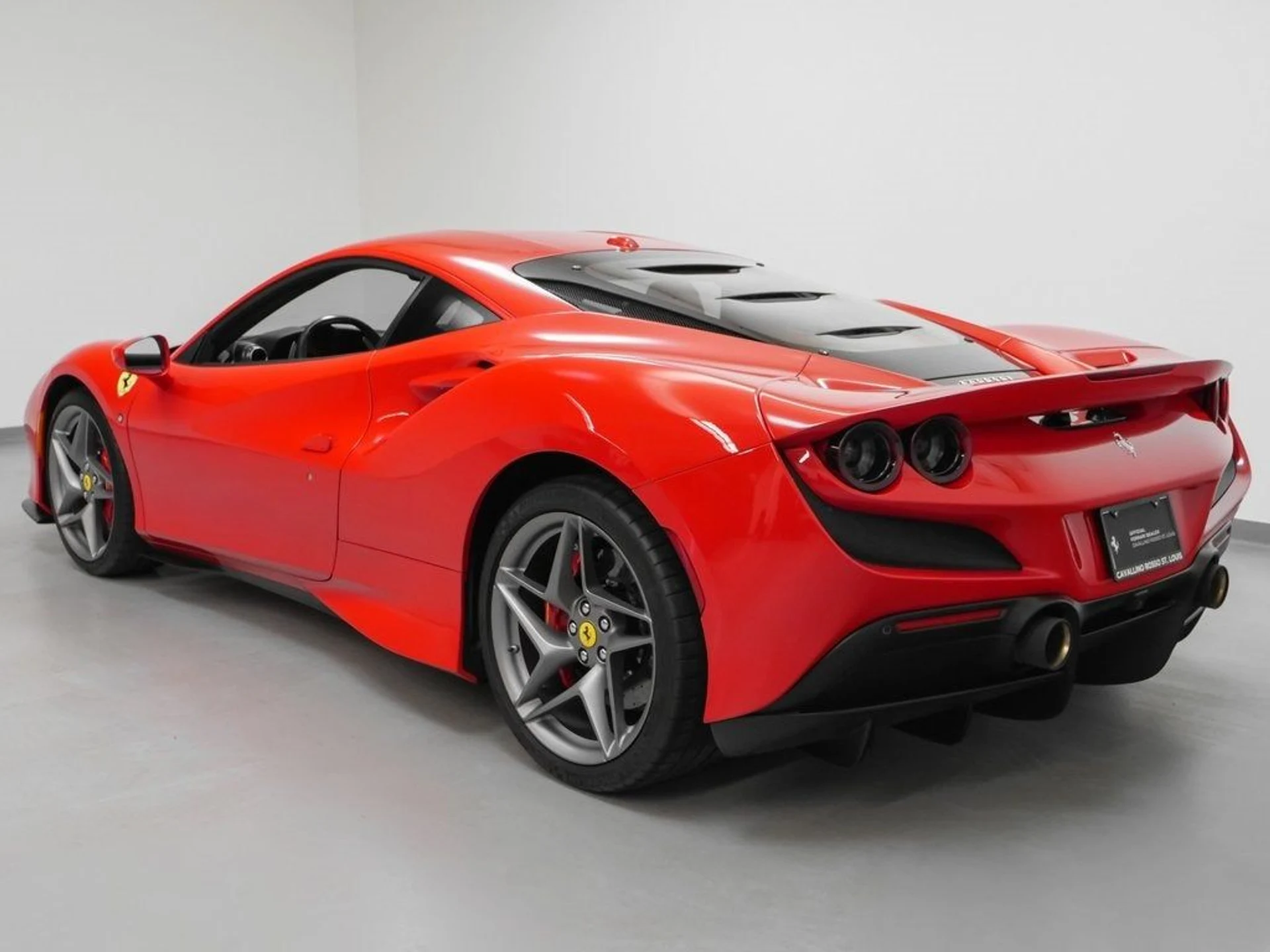 mph076_63828757_77_508fd342e3