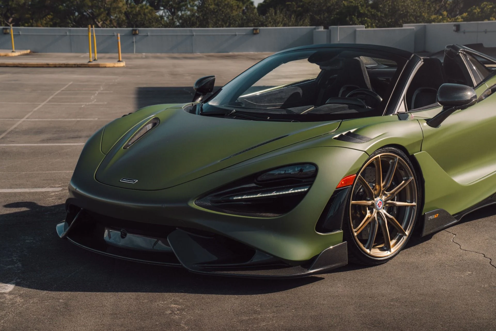 mph076_665134927_Used_2022_Mc_Laren_765_LT_Spider_MSO_27000_MATTE_URBAN_GREEN_PAINT_570000_MSRP_HRE_UPGRADES_1765304765_437f2dba31