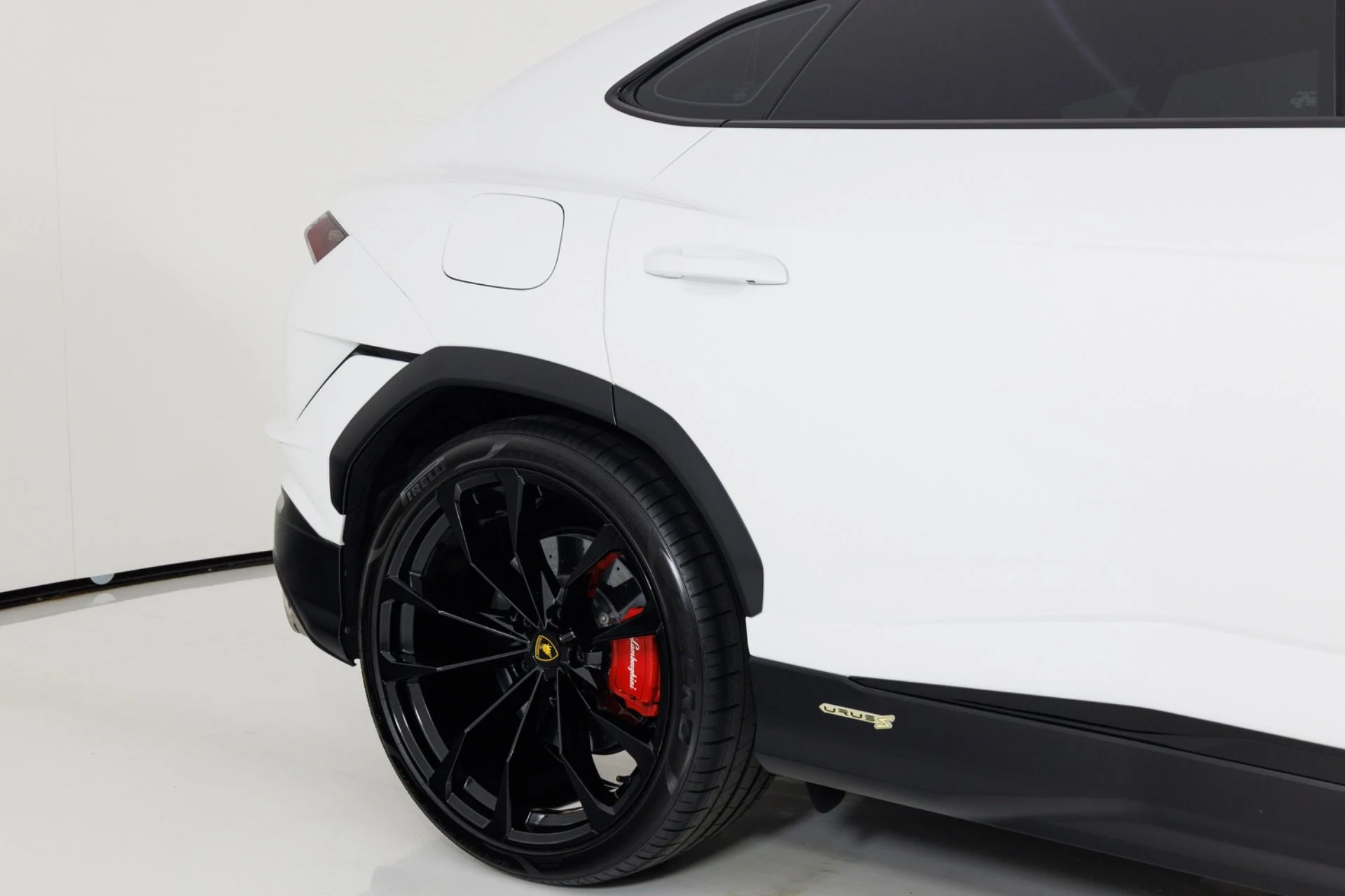 mph076_693830262_Used_2024_Lamborghini_Urus_S_1788297644_b73b4f40fe
