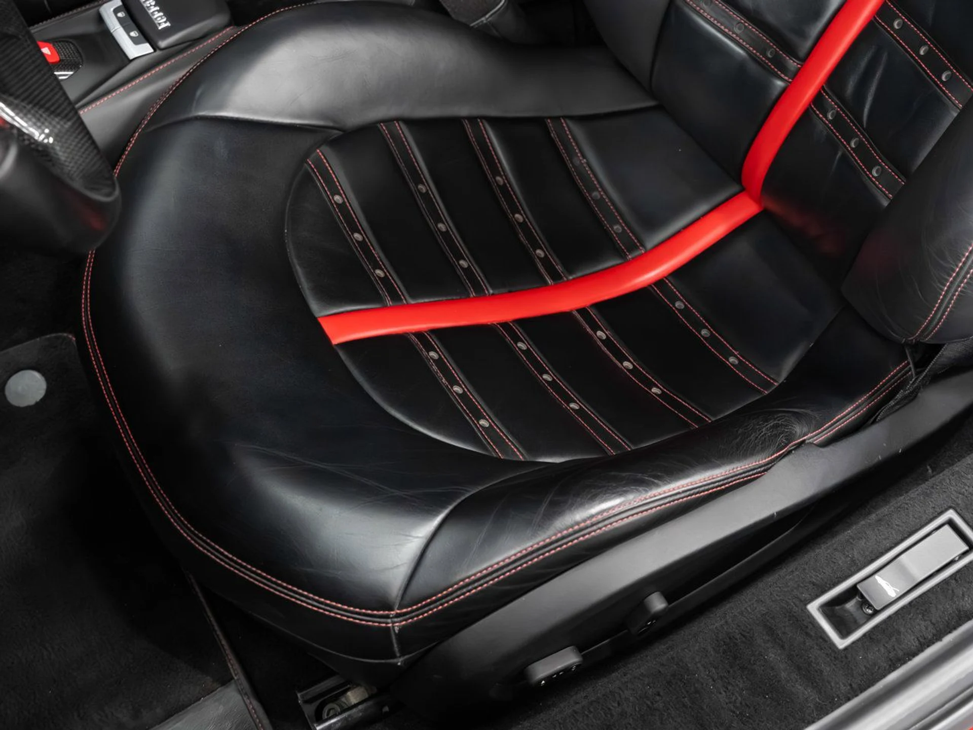 mph076_702951151_ferrari_488_gtb_2017_5bbbd92431