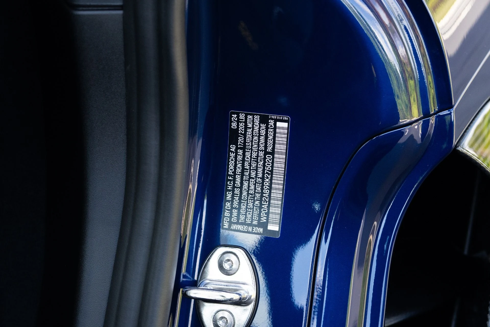 mph076_774038327_Used_2024_Porsche_718_Cayman_GT_4_RS_1775021054_ff2b354329