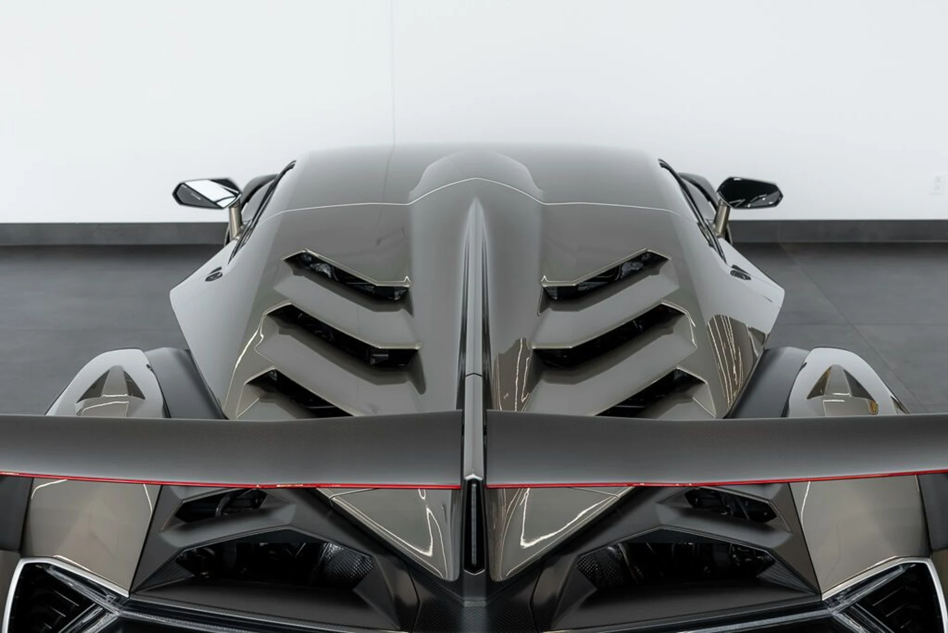 mph076_836518928_lamborghini_veneno_2014_jpg_v_1779988126_338f77f00a