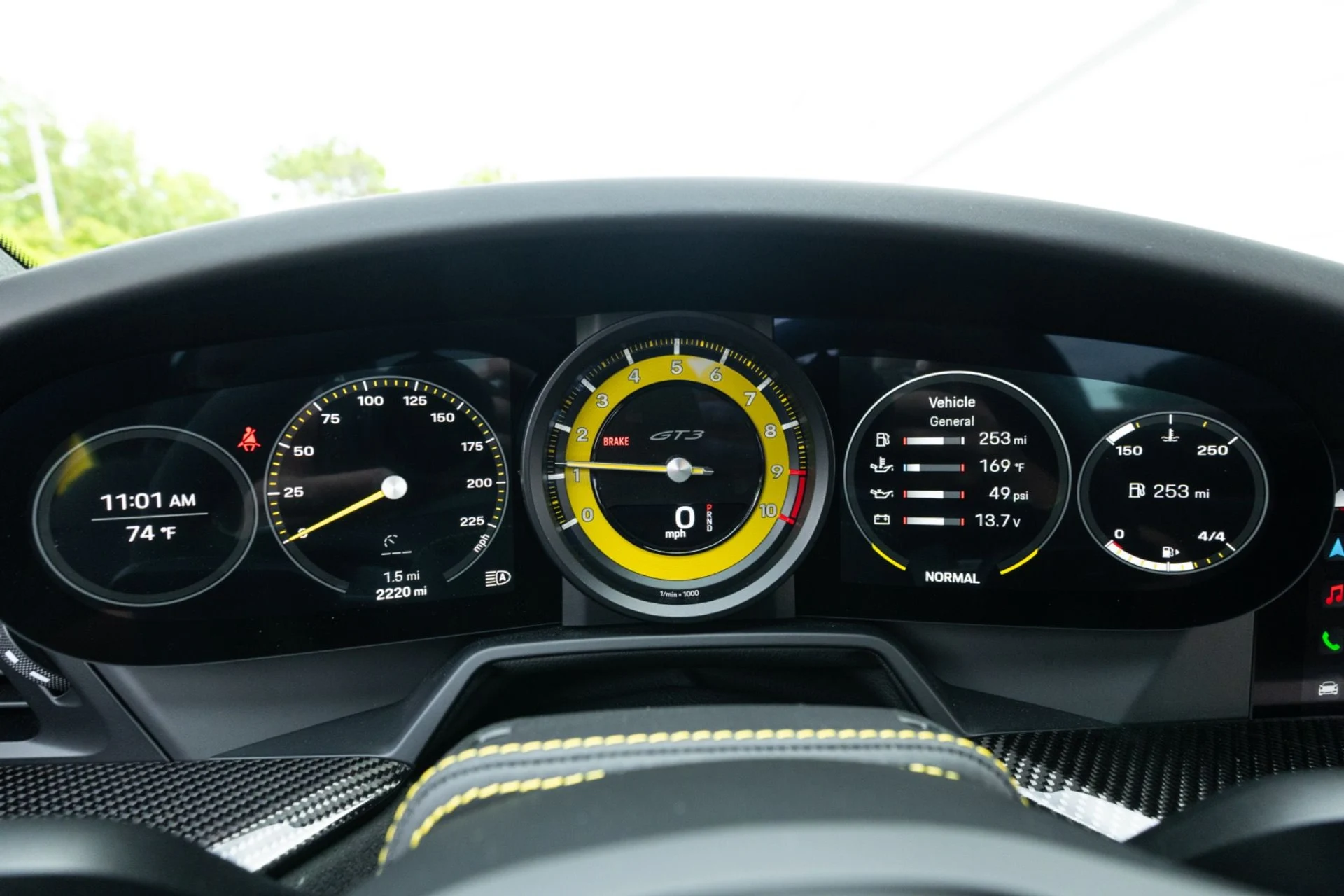 mph076_84818075_Used_2024_Porsche_911_GT_3_1776966322_5b3802d940