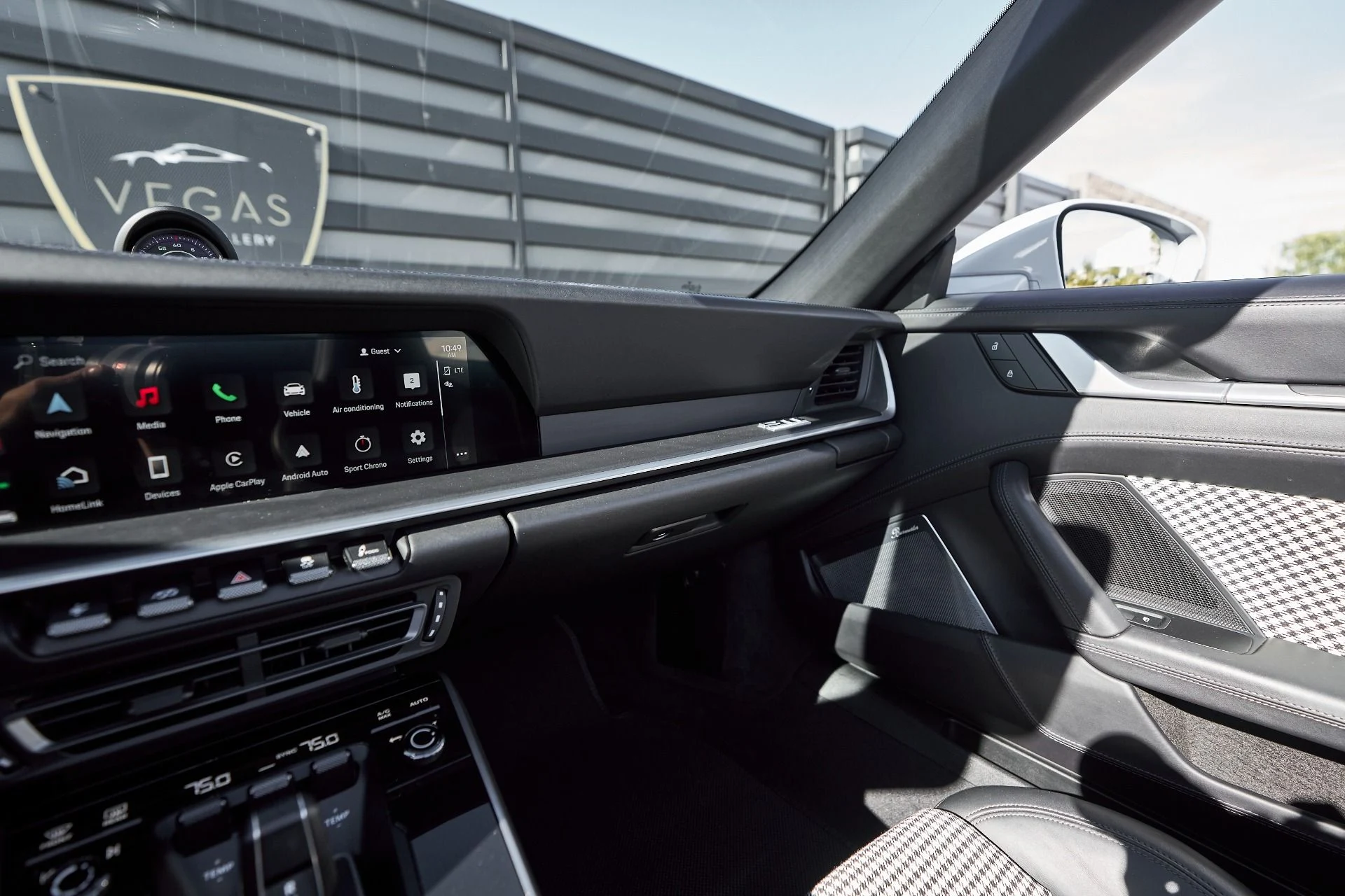 mph076_875107165_Used_2023_Porsche_911_Turbo_S_1763676579_acb1d24012