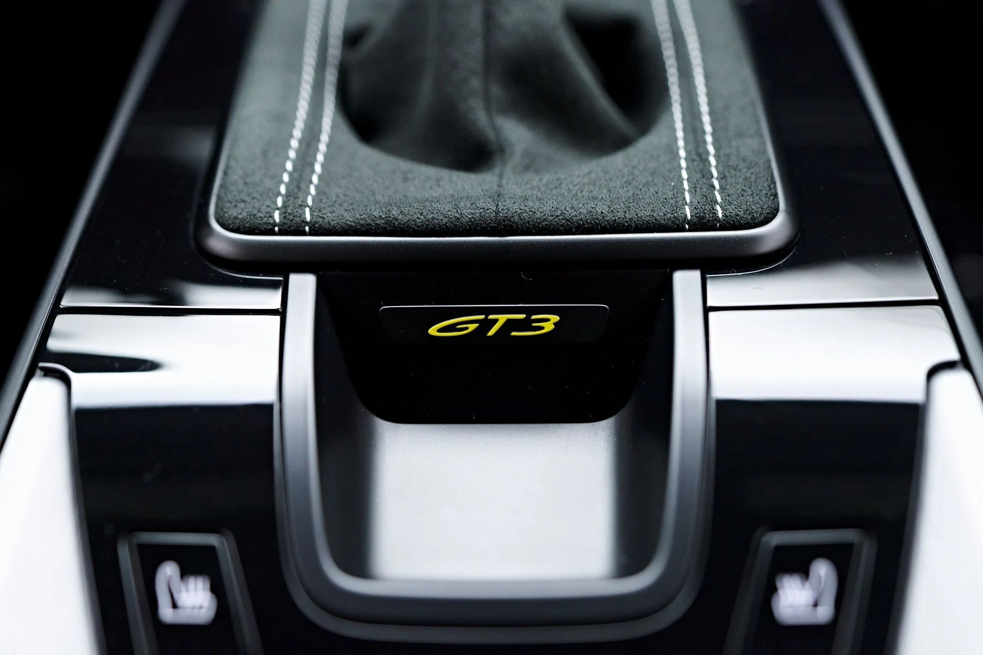 mph076_889337124_Used_2023_Porsche_911_GT_3_1754443655_b4dbdeb88b
