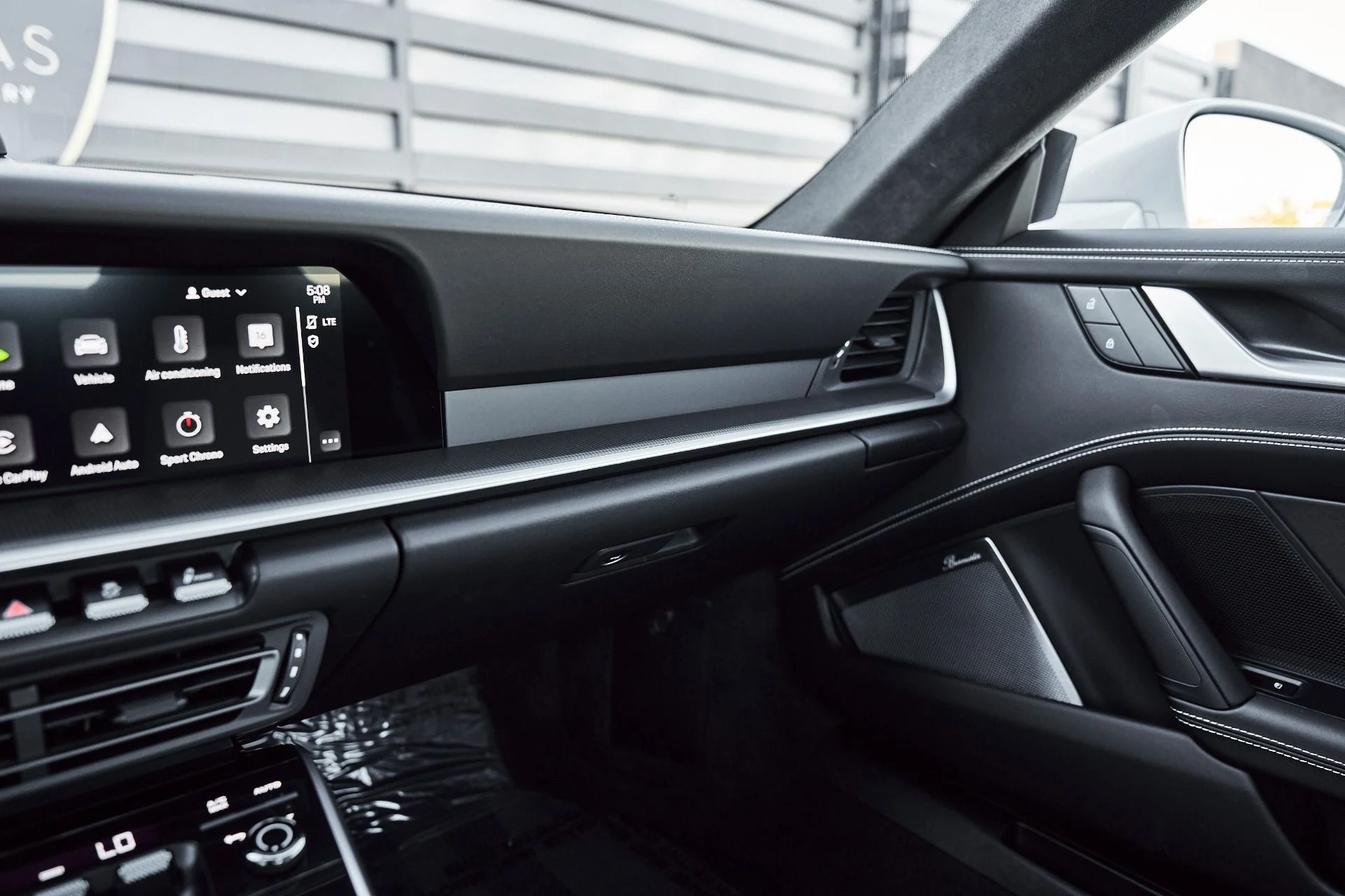 mph076_9400766_Used_2023_Porsche_911_Turbo_S_1774404118_be891e676c