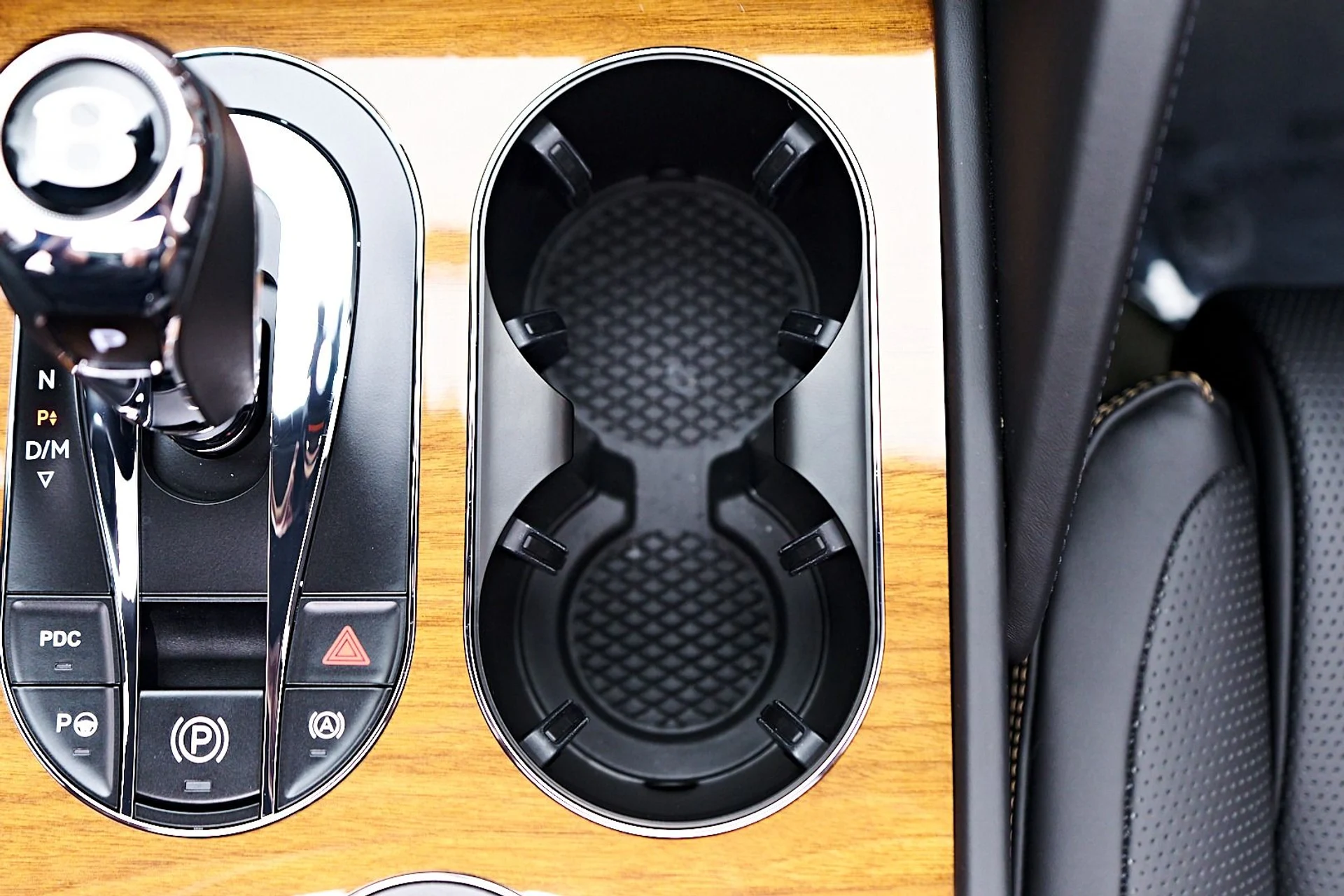 mph076_999188385_Used_2023_Bentley_Bentayga_EWB_Azure_1745273088_ada80df51c