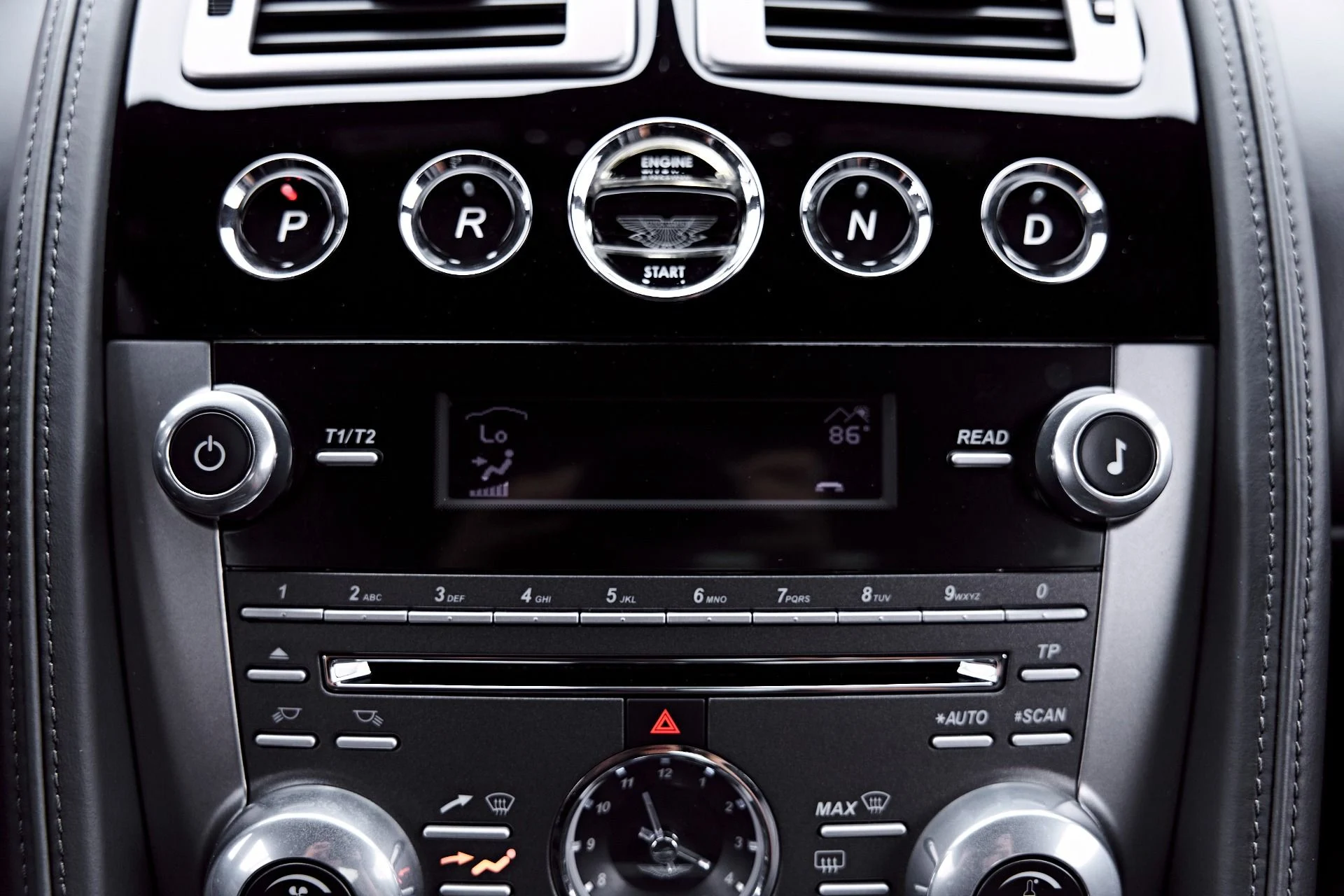 mph077_101370180_Used_2014_Aston_Martin_DB_9_Base_1780969128_dfefe9fa75