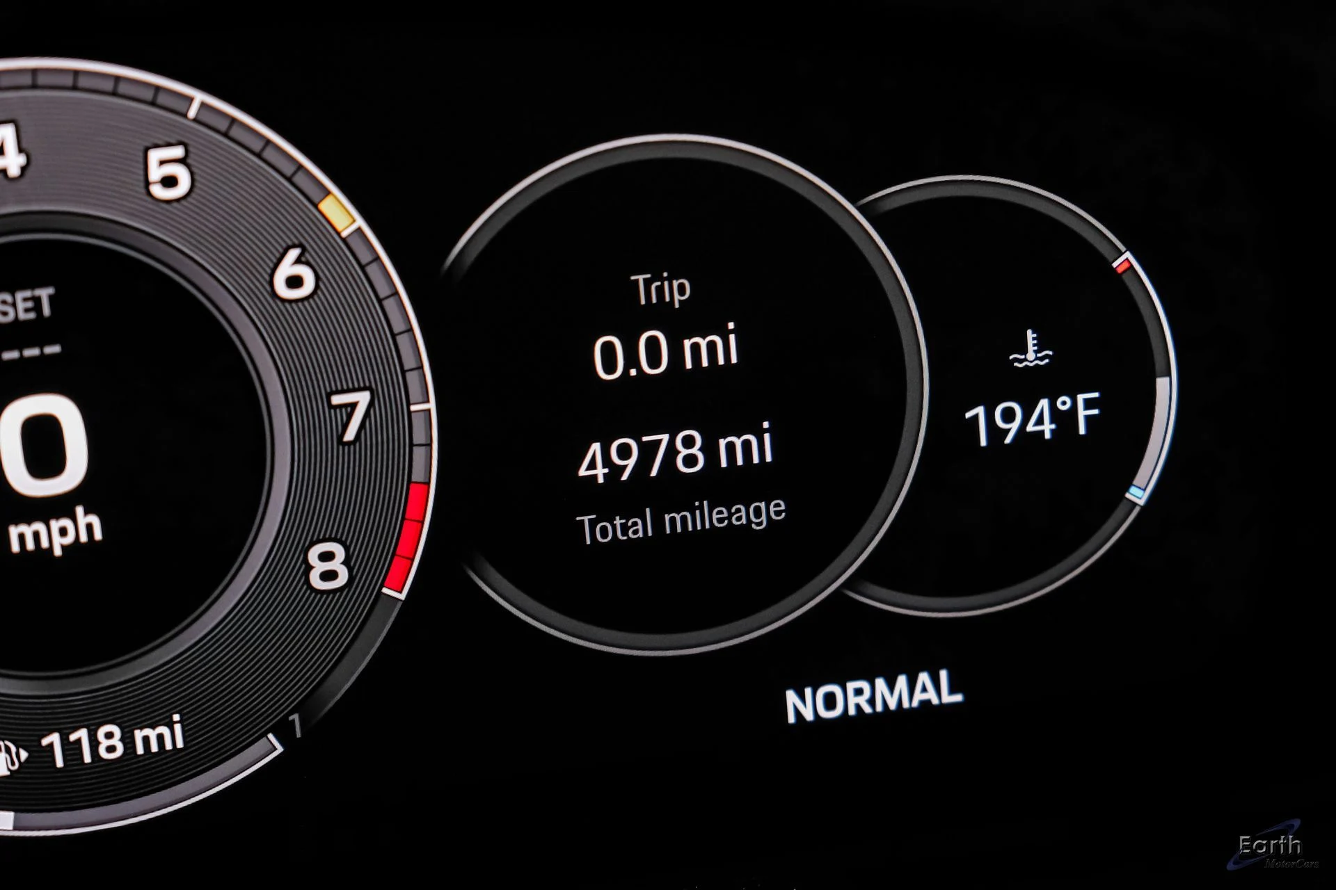 mph077_112832199_d11afcddf531c394a959be78ab8cd7a6x_506b5aae3c