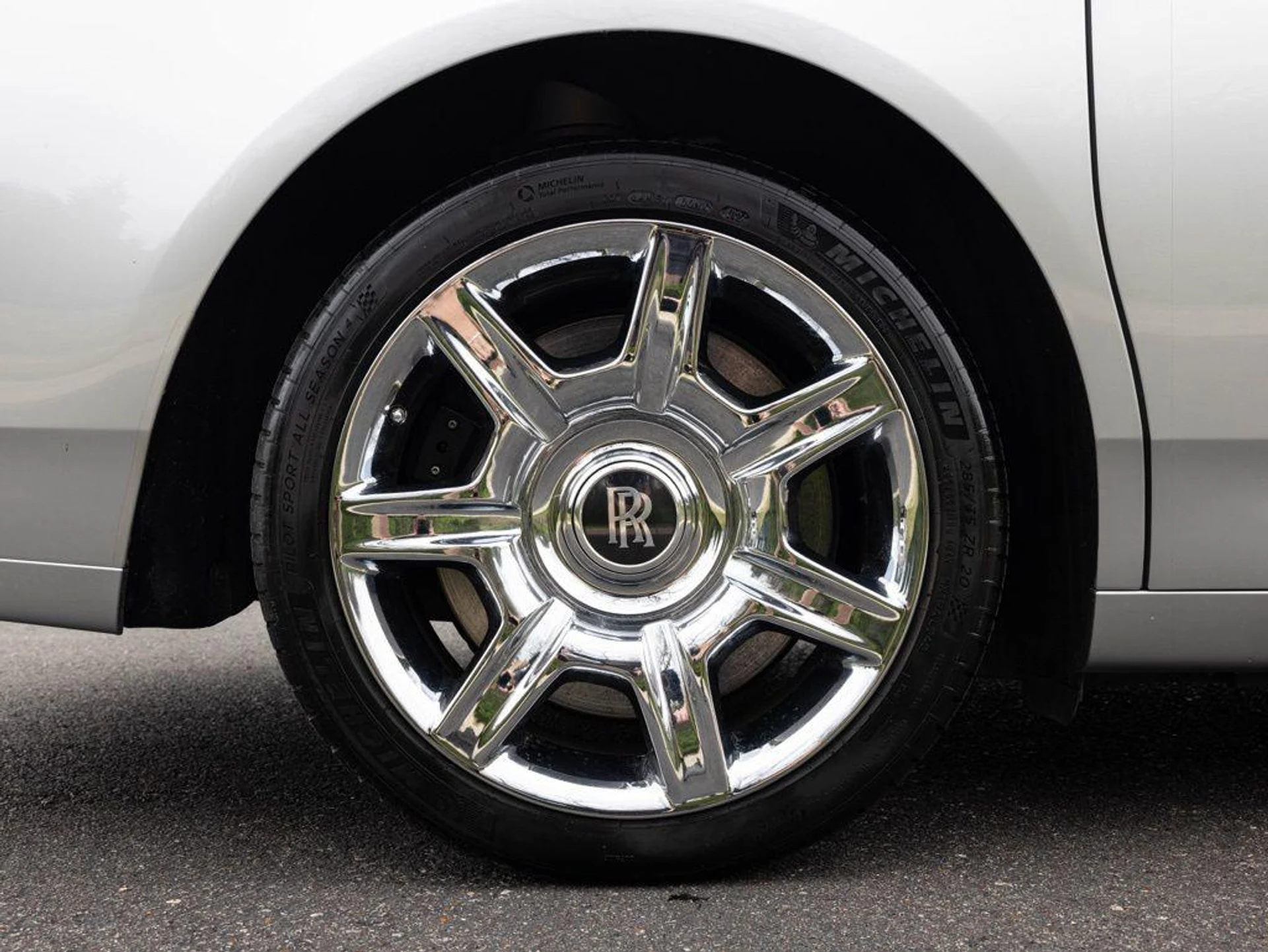 mph077_120061650_507279829_69c7d6a9be5600699b4722a1_1cec7eb81e