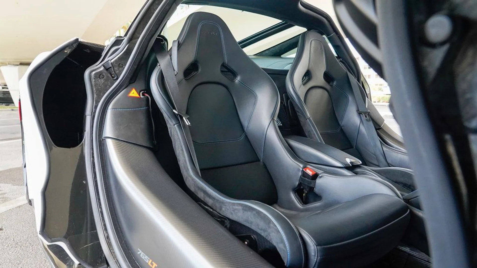 mph077_1442338024_used_2021_mclaren_765lt_coupe_14354_22828181_78_1024_47d722520a