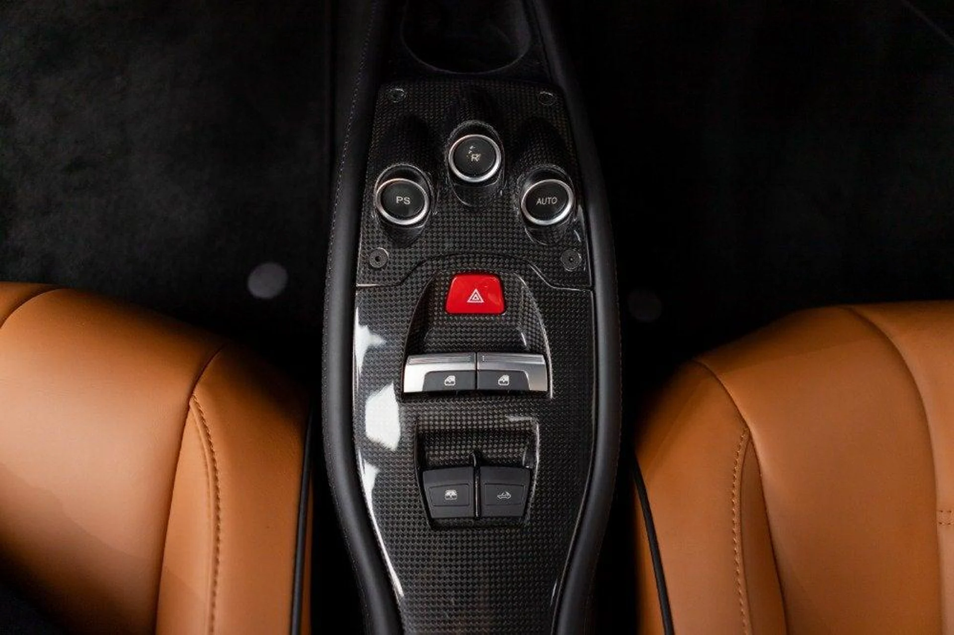 mph077_1617093474_Used_2014_Ferrari_458_Spider_1788615036_8fdc0d5dc2