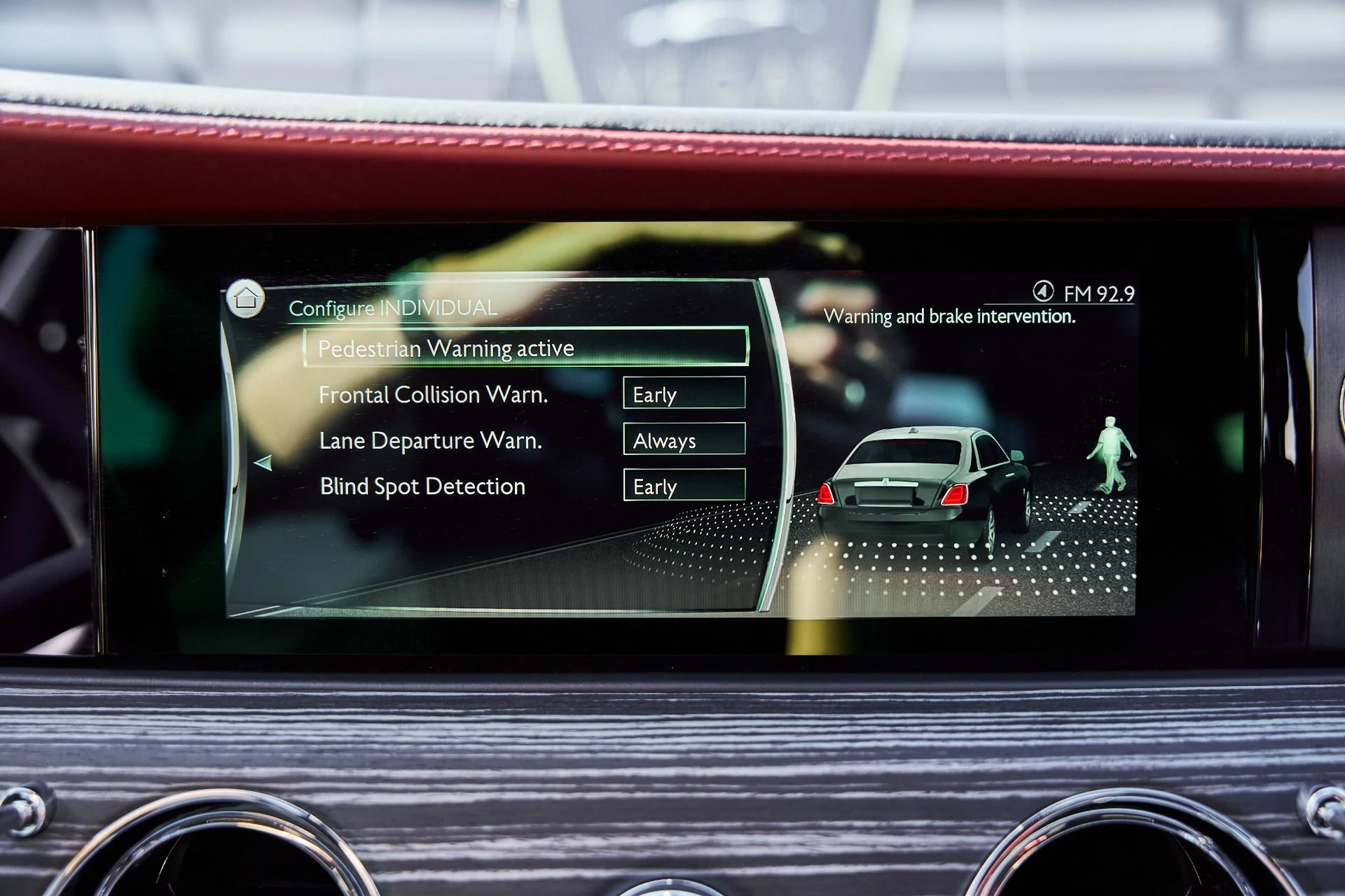 mph077_1636206351_Used_2023_Rolls_Royce_Ghost_1770699650_18507ff2c4