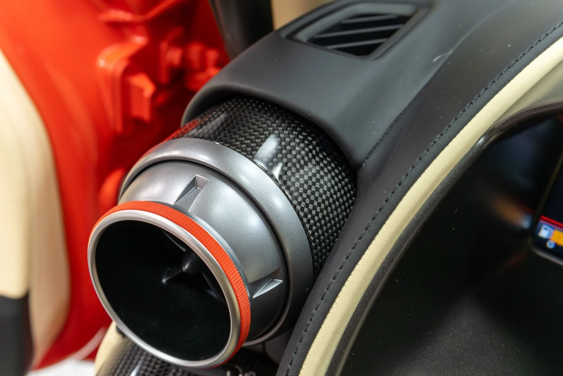 mph077_1684431750_Used_2018_Ferrari_812_Superfast_1763480061_c4a8ac1fbc