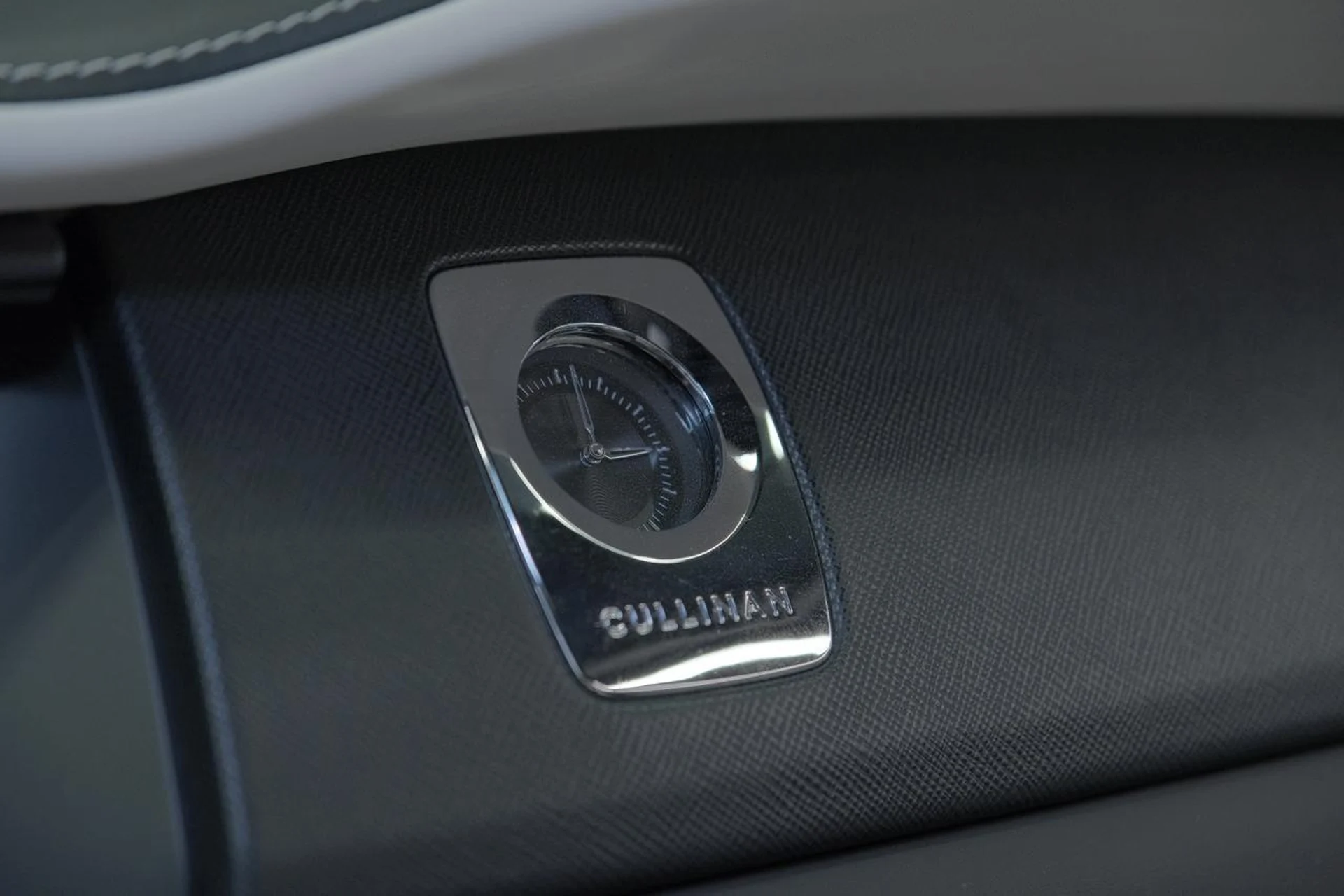 mph077_1728708834_67eb6cf4bb30ea18fee40072bc665f7b_9c7126818c