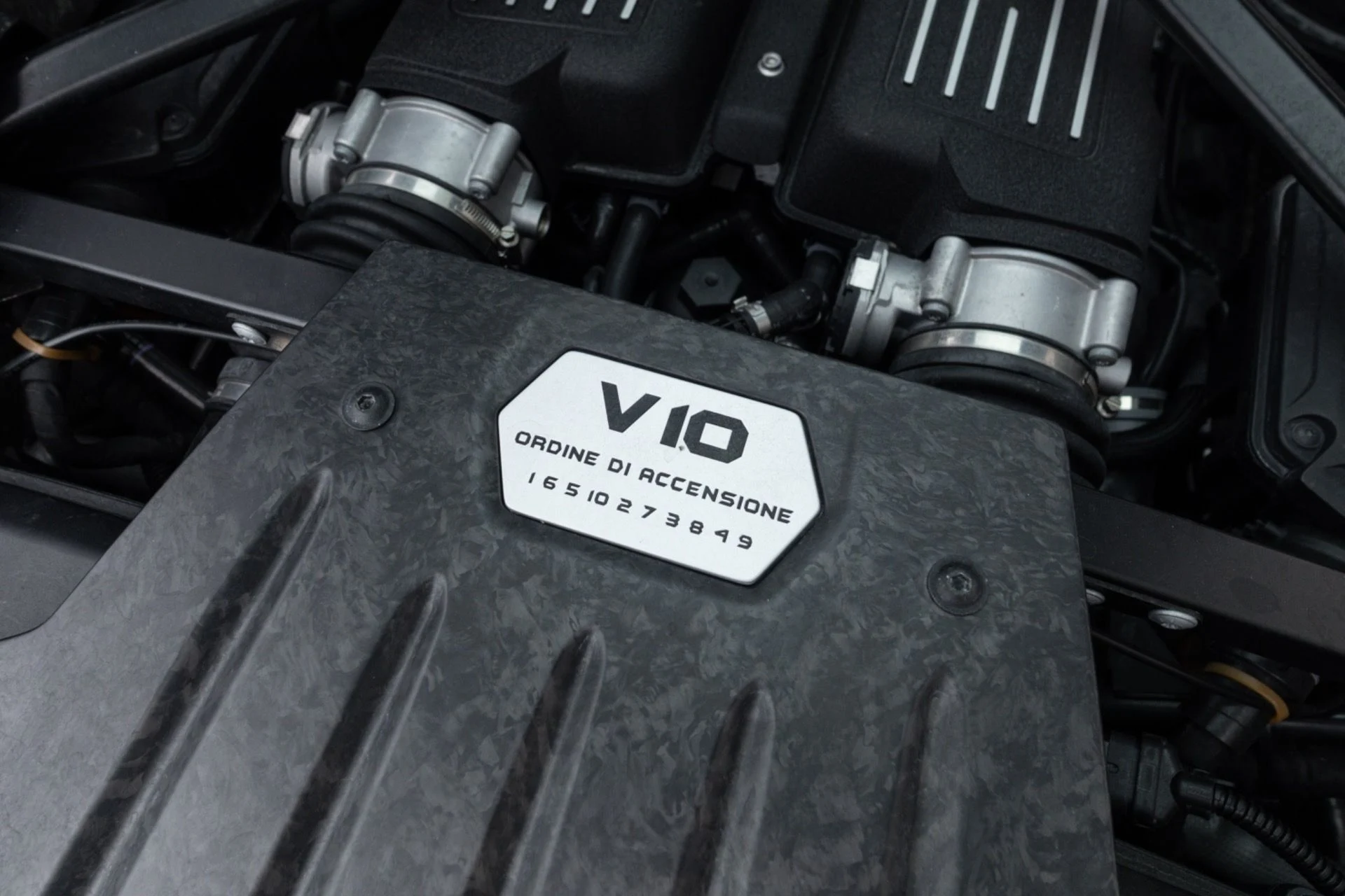 mph077_1734820144_Used_2016_Lamborghini_Huracan_LP_610_4_1780109643_0488431fc6