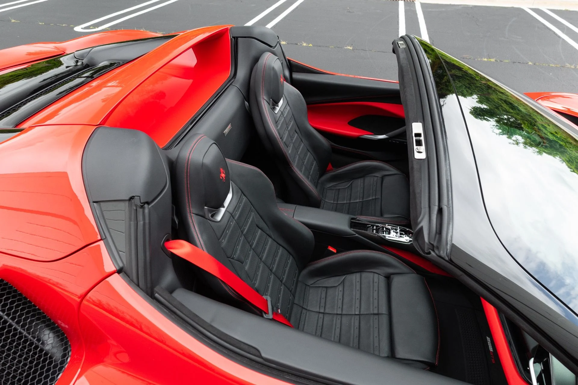 mph077_1795765554_Used_2024_Ferrari_296_GTS_1776982710_4a51737f4c