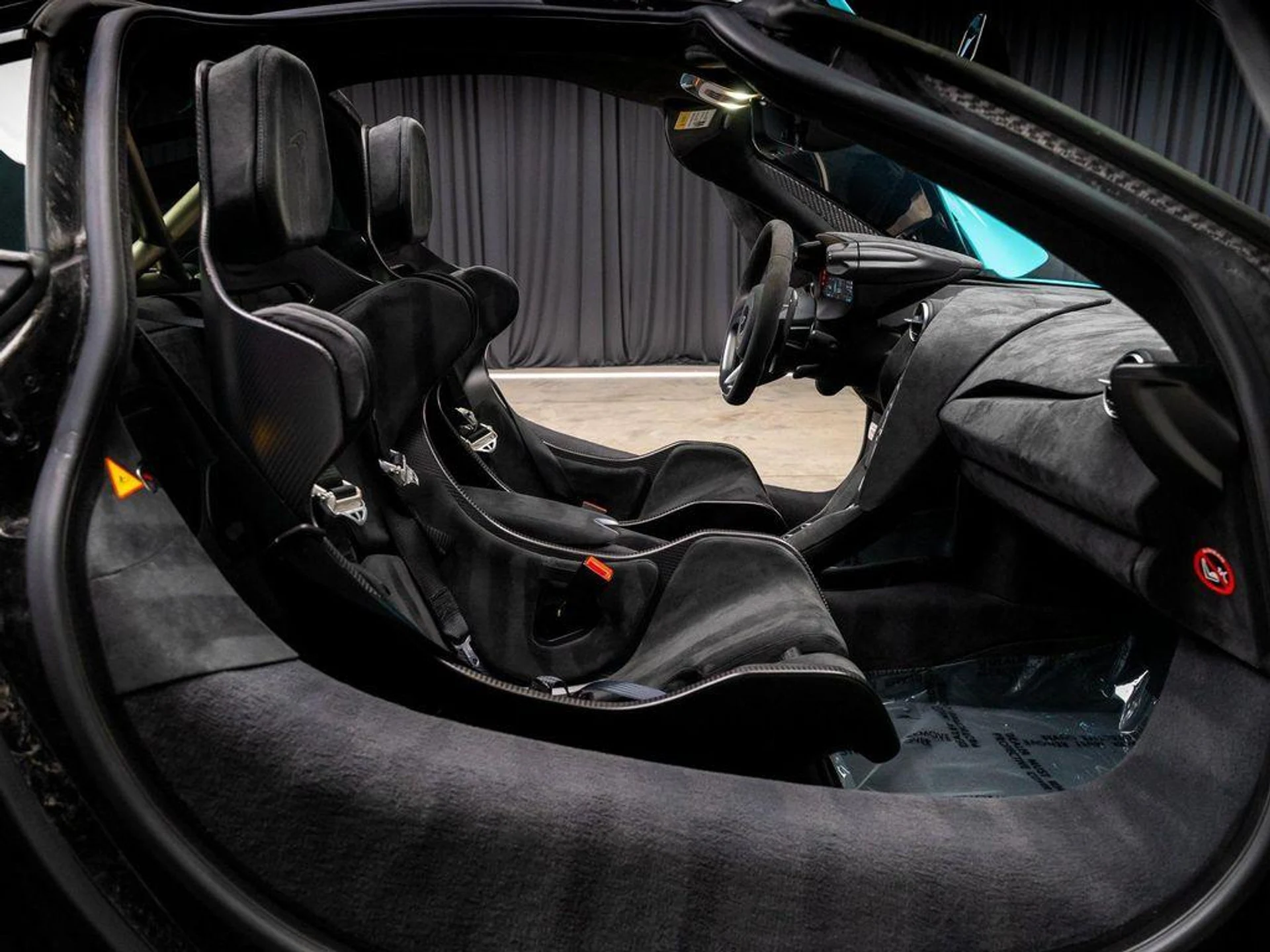 mph077_1899803680_5py_Hb_C_Gm_E_Ty_Cp_Fg_A_Emgz_DO_1_G_Bbs_0e923b1cf6