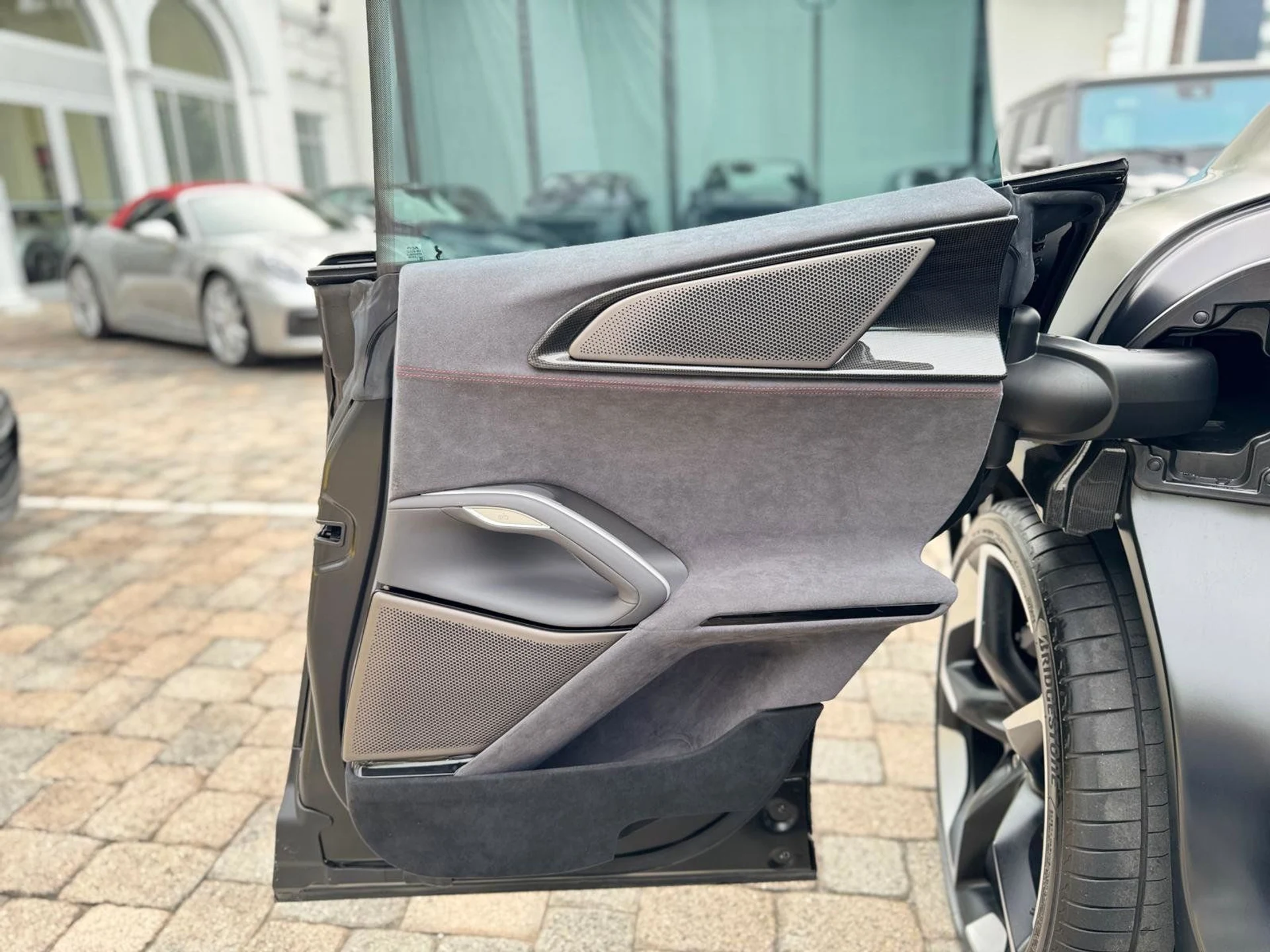 mph077_1938377697_dca2b29fc6a34b668183df47732d9154_8126899b4e