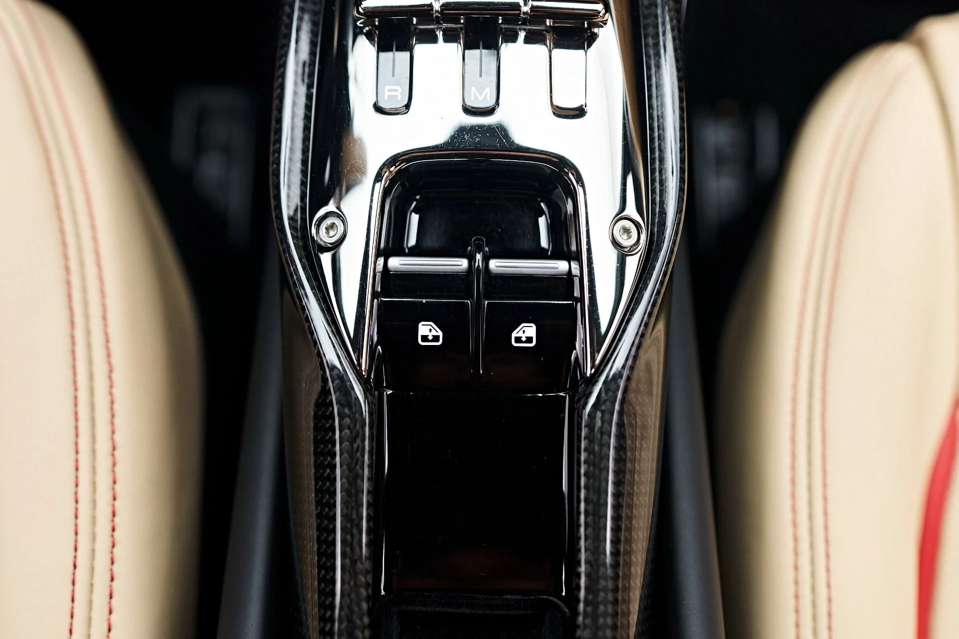 mph077_1958898851_Used_2024_Ferrari_296_GTB_1757101241_1e561f21b2