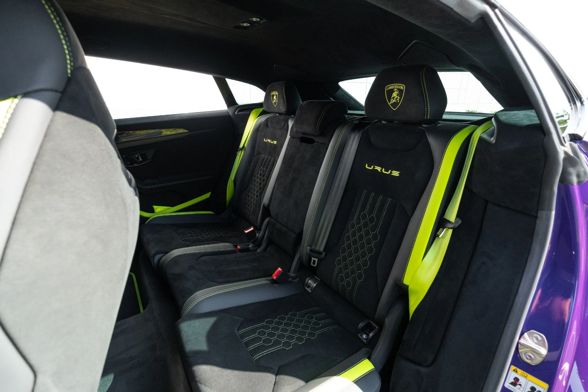 mph077_202794340_Used_2023_Lamborghini_Urus_Performante_1771690510_649280a2aa