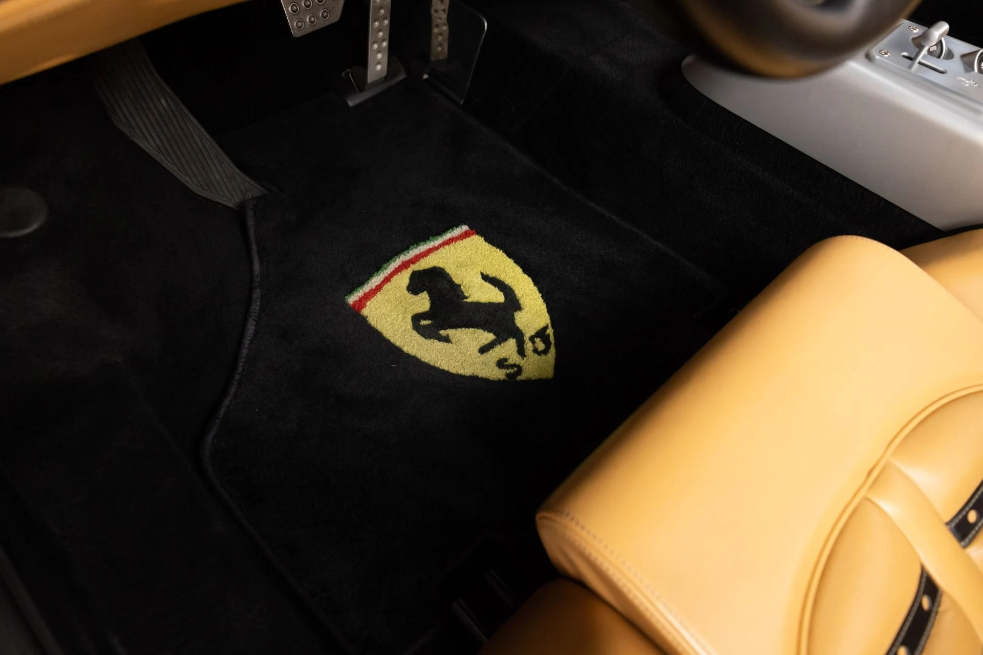 mph077_2081023463_Used_2003_Ferrari_360_Spider_F1_1789679045_707fc88cd2