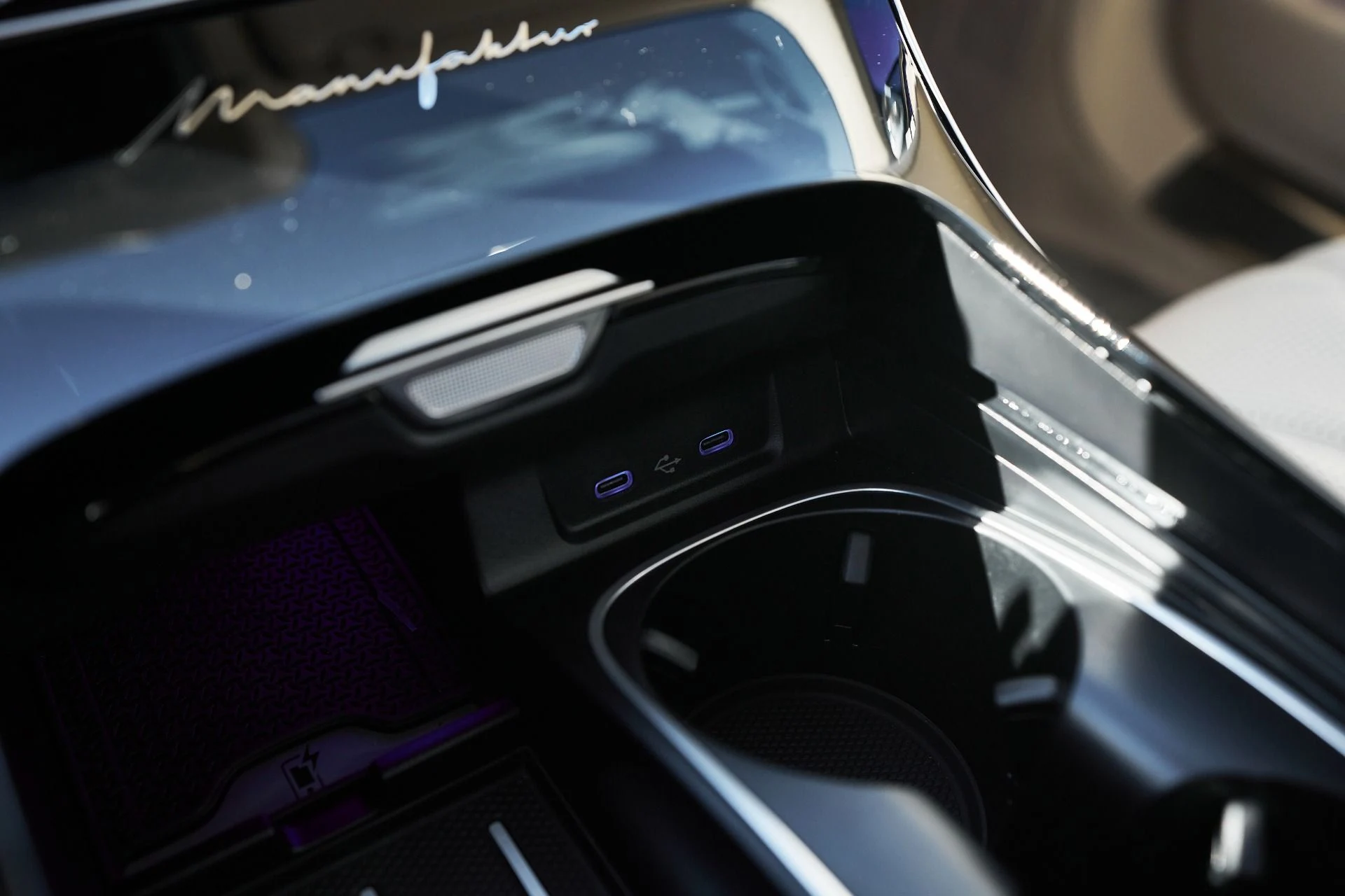 mph077_2175047338_Used_2025_Mercedes_Benz_S_Class_Maybach_S_680_1761611178_c461110999