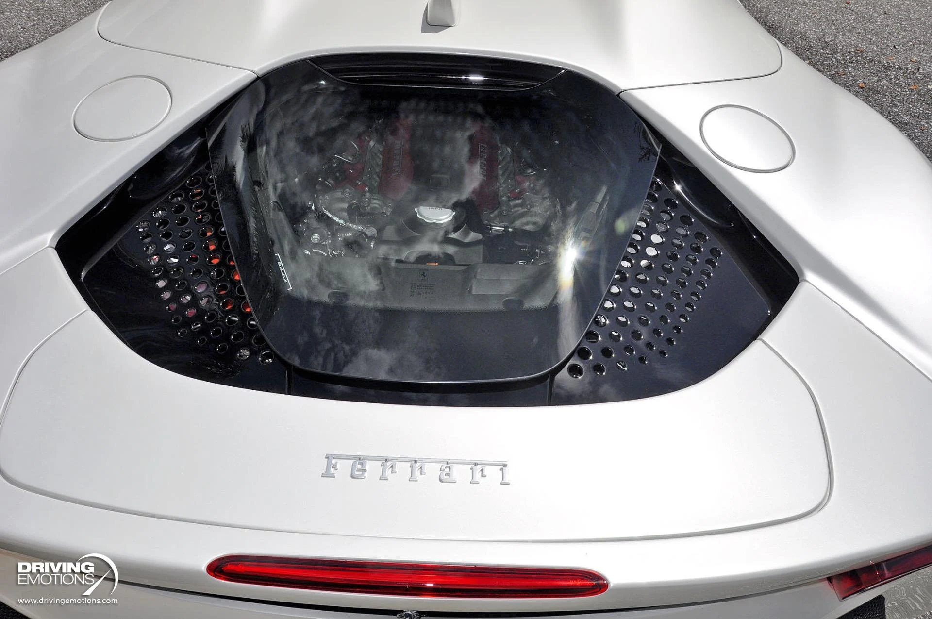 mph077_2175205129_859_p78_l_e9d380bee3