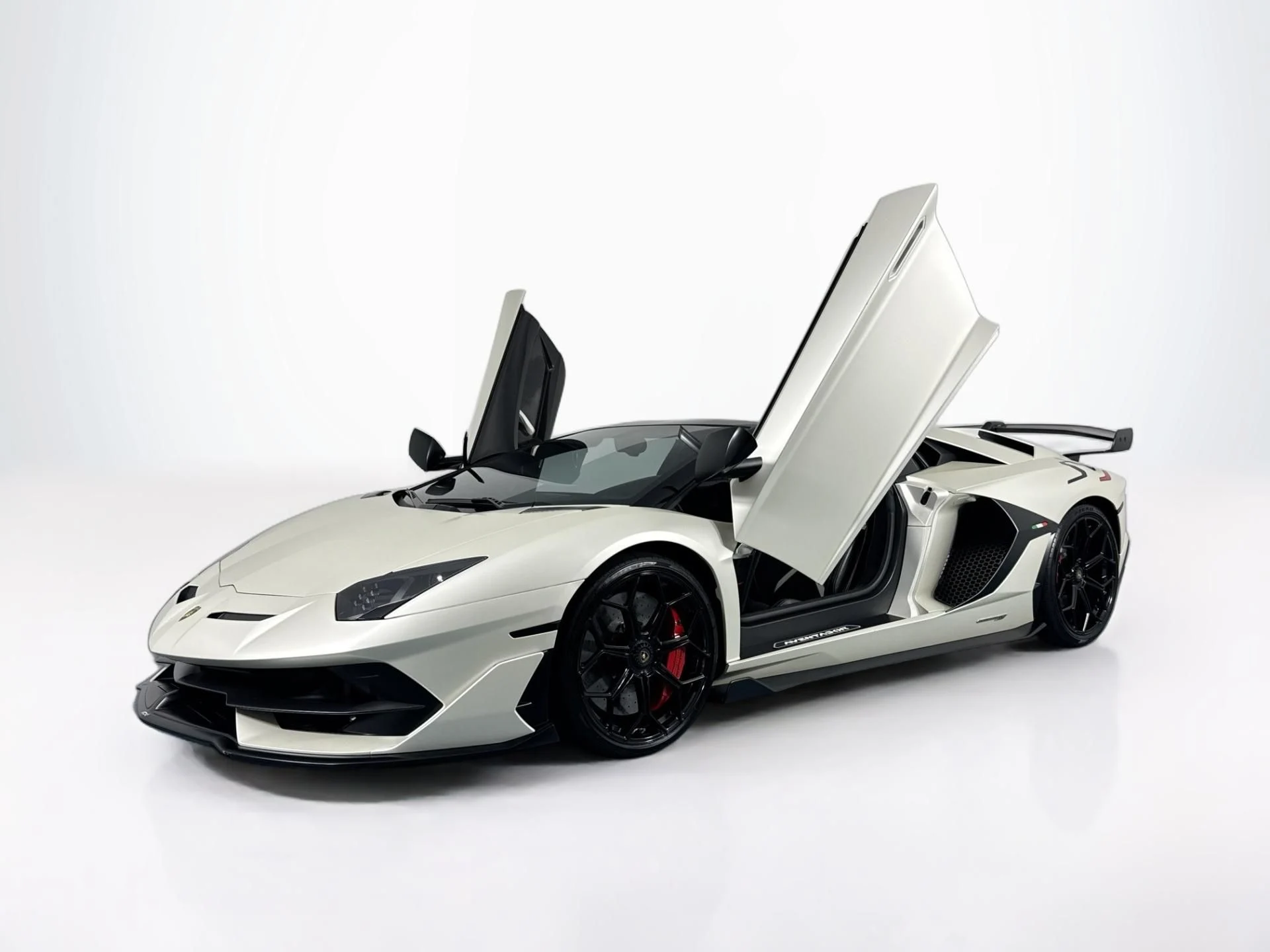mph077_2185179376_Used_2020_Lamborghini_Aventador_LP_770_4_SVJ_Roadster_1785777176_43a40d0a0e