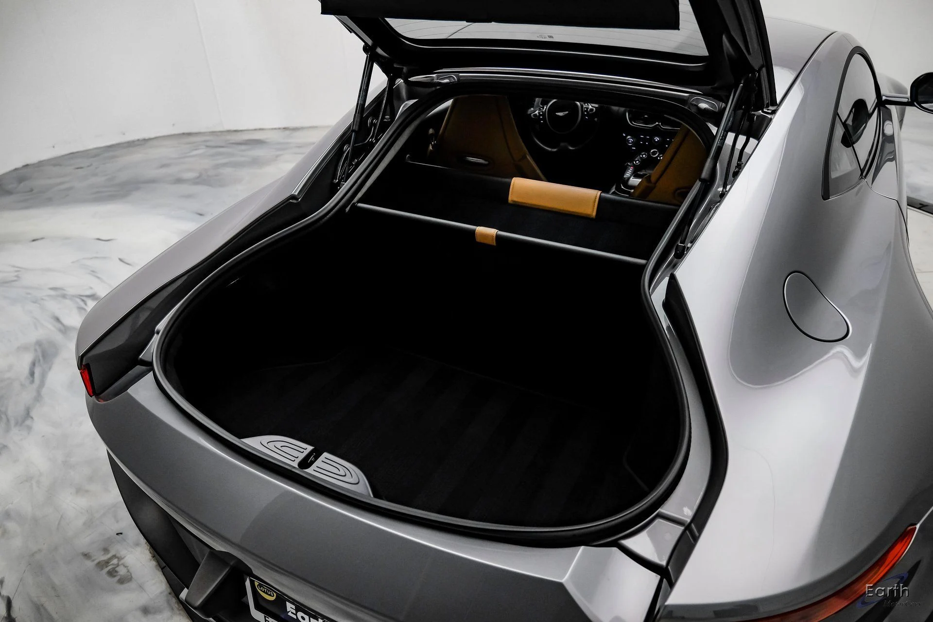 mph077_2226458115_08bc06ada16f013d8689aff395816b45x_9034737478