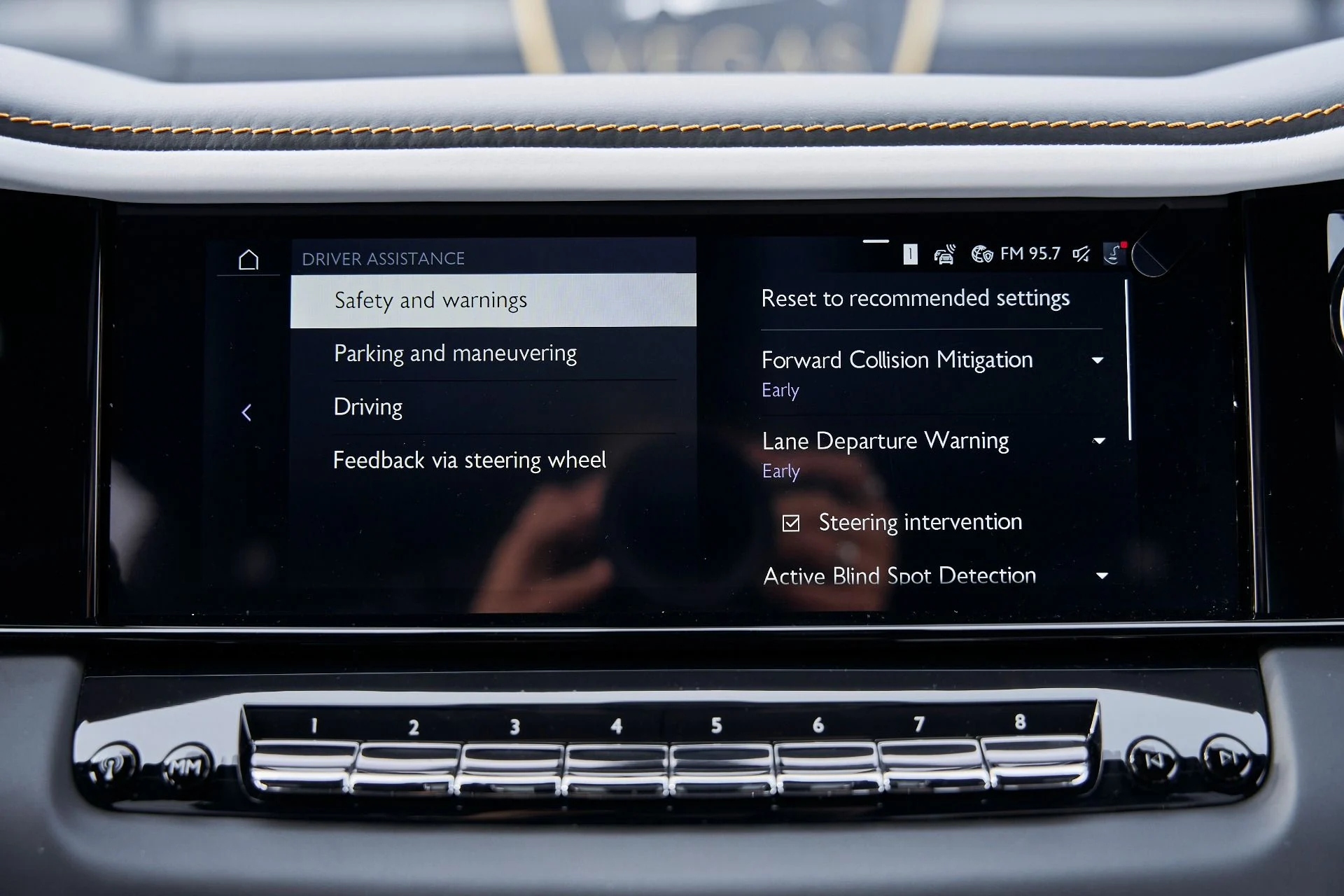 mph077_2248829767_Used_2026_Rolls_Royce_Cullinan_Base_1769135894_2e707ee20a