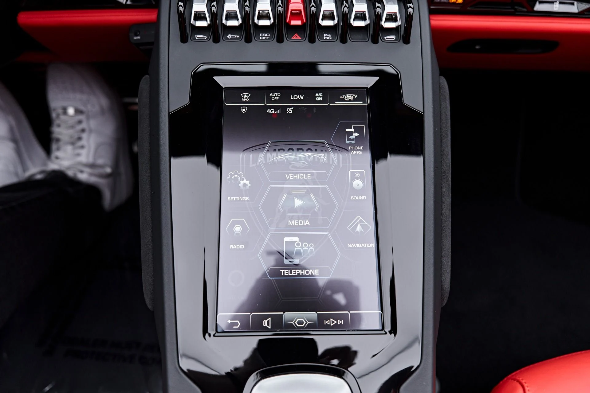 mph077_2354942169_Used_2024_Lamborghini_Huracan_EVO_Base_1791337214_bf8bb772c0