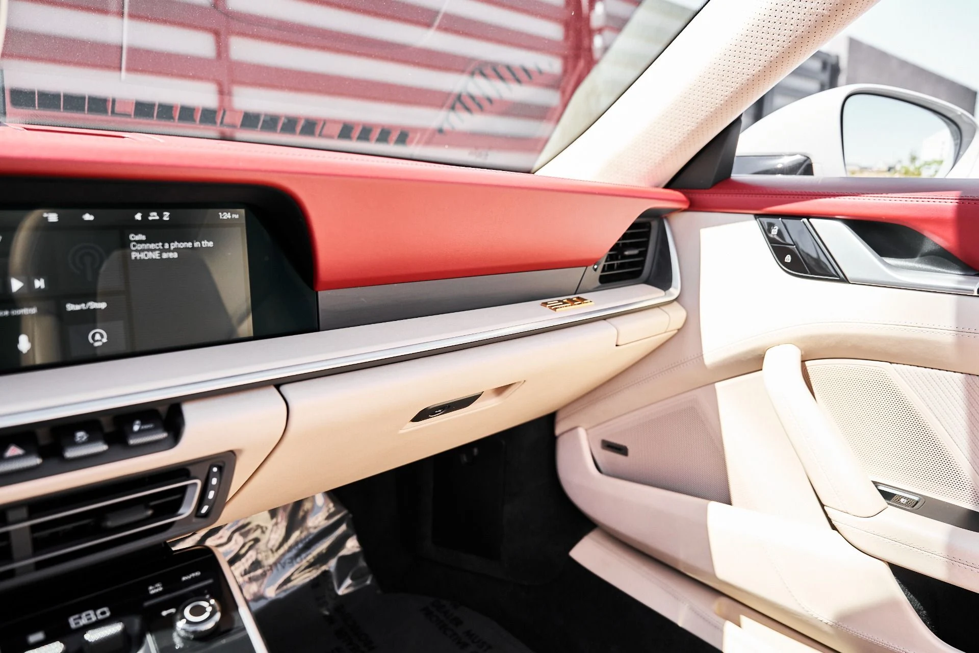 mph077_2475534632_Used_2021_Porsche_911_Targa_4_S_1774544150_81f9c40e64