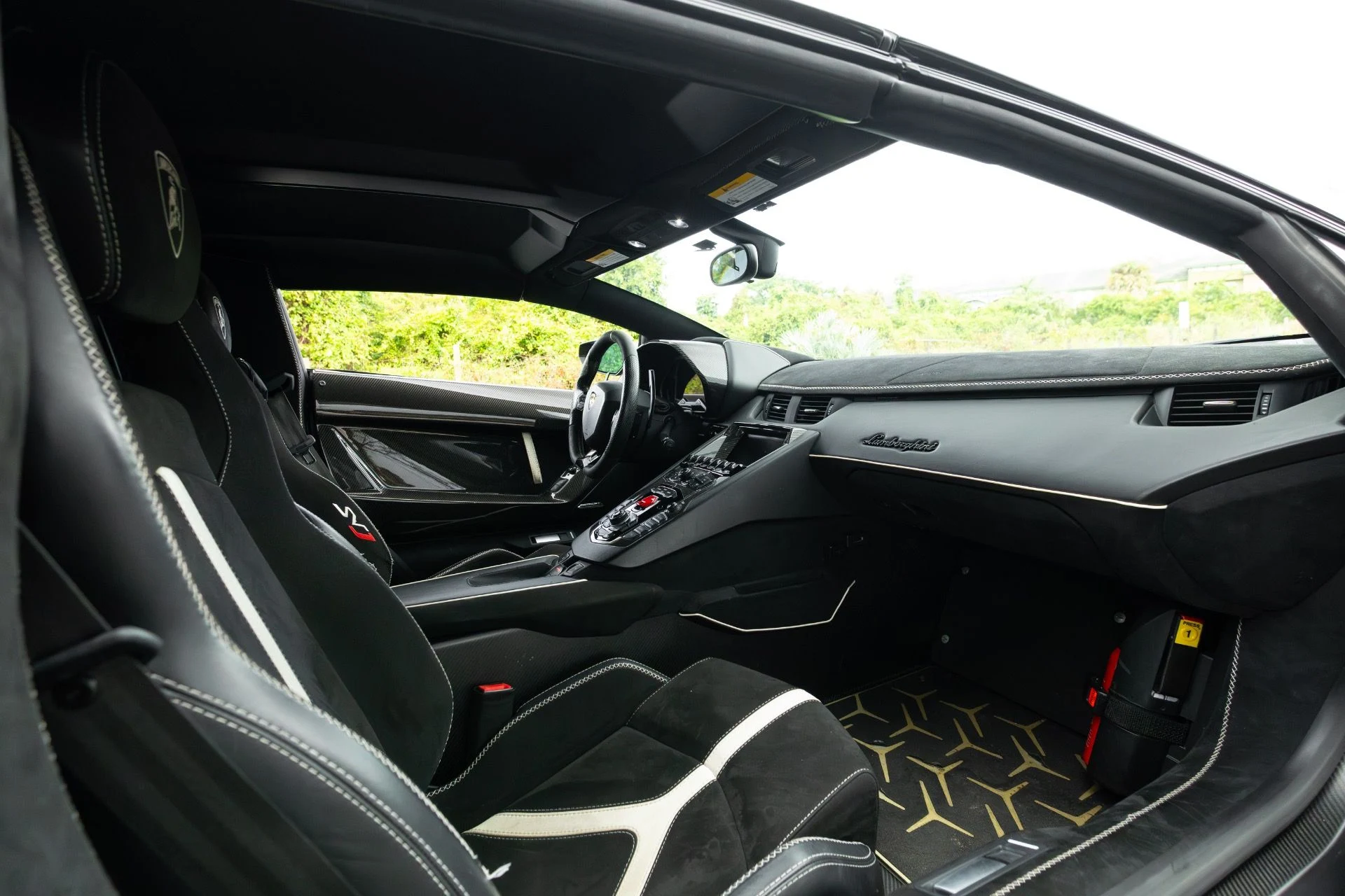 mph077_2647348670_Used_2021_Lamborghini_Aventador_LP_770_4_SVJ_Roadster_1773714572_9745fb03e3