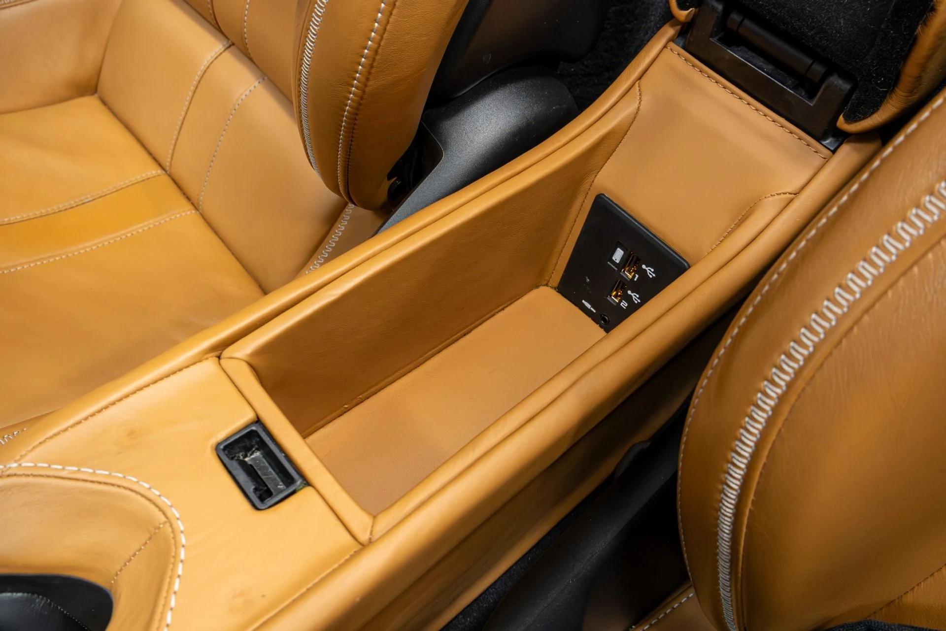 mph077_2697943532_Used_2019_Mc_Laren_720_S_Luxury_1770250296_48896b9d0f