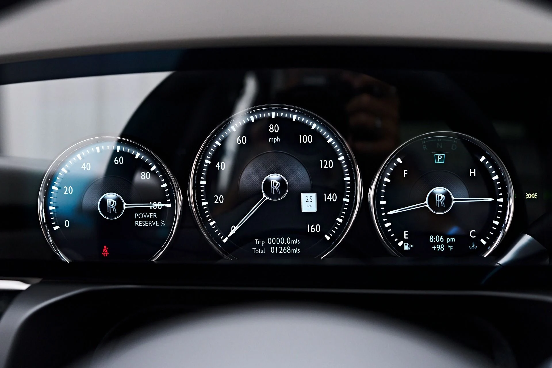 mph077_2698145299_Used_2024_Rolls_Royce_Ghost_Base_1752169894_6cf15c0d28
