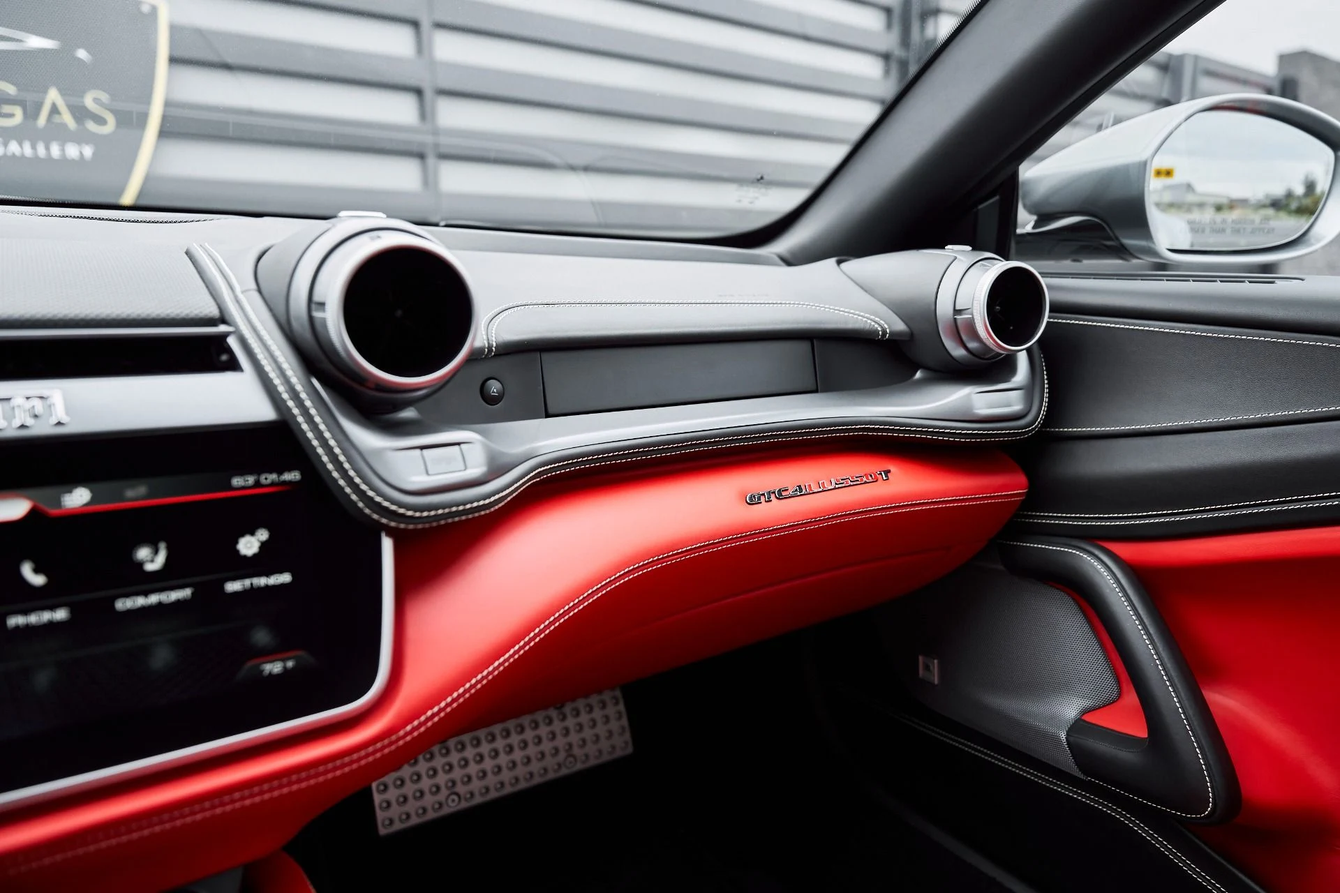 mph077_2750674565_Used_2020_Ferrari_GTC_4_Lusso_T_1766786007_9385483ad0