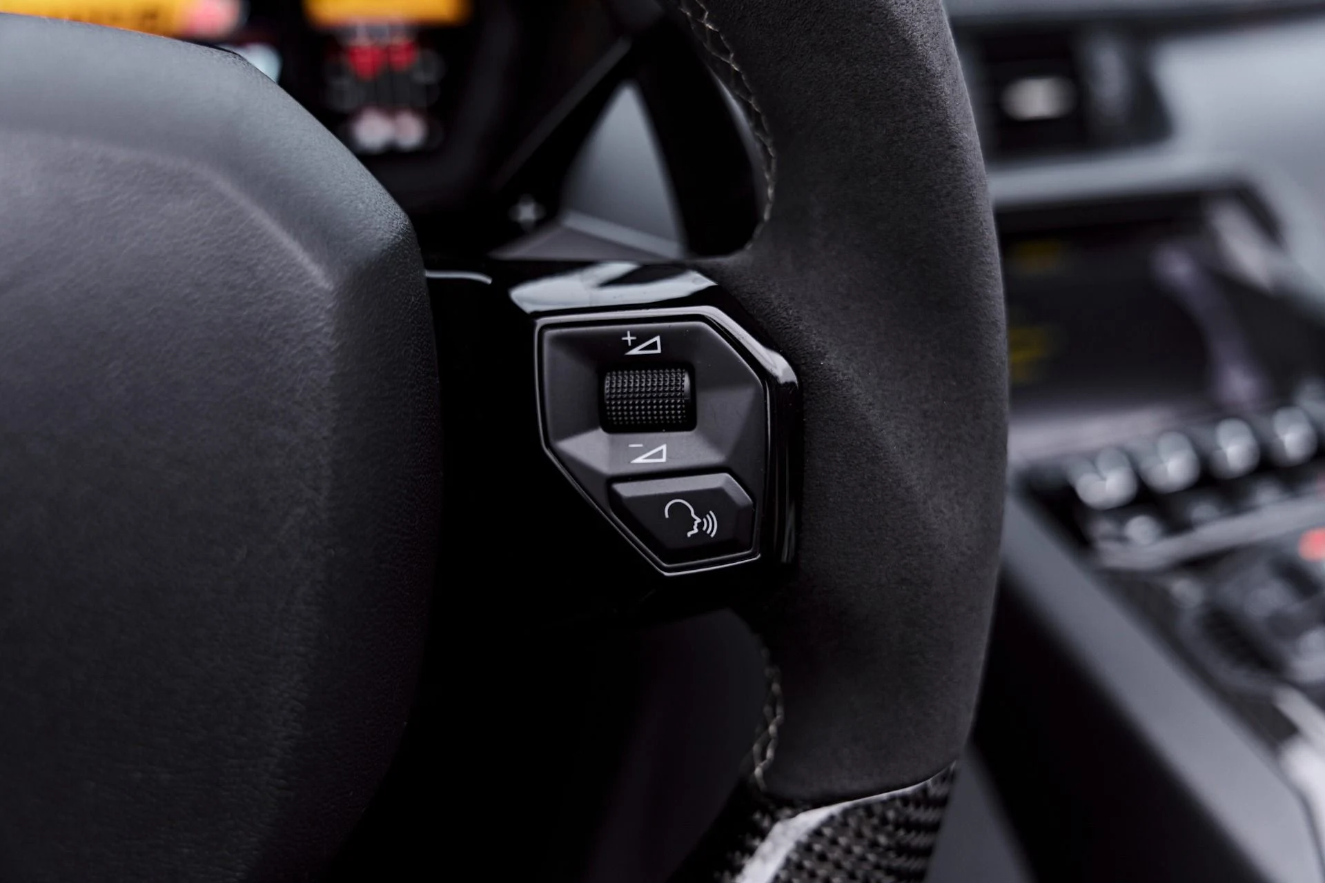 mph077_2763731146_Used_2016_Lamborghini_Aventador_LP_750_4_Super_Veloce_1785199517_5b1aa62704