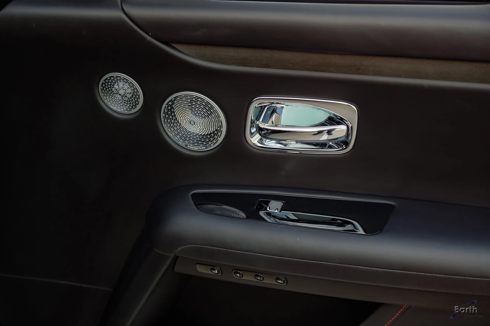 mph077_2774377782_fb950b5f26327ce6ba6b0b1689ed6245x_a6b7b641bf