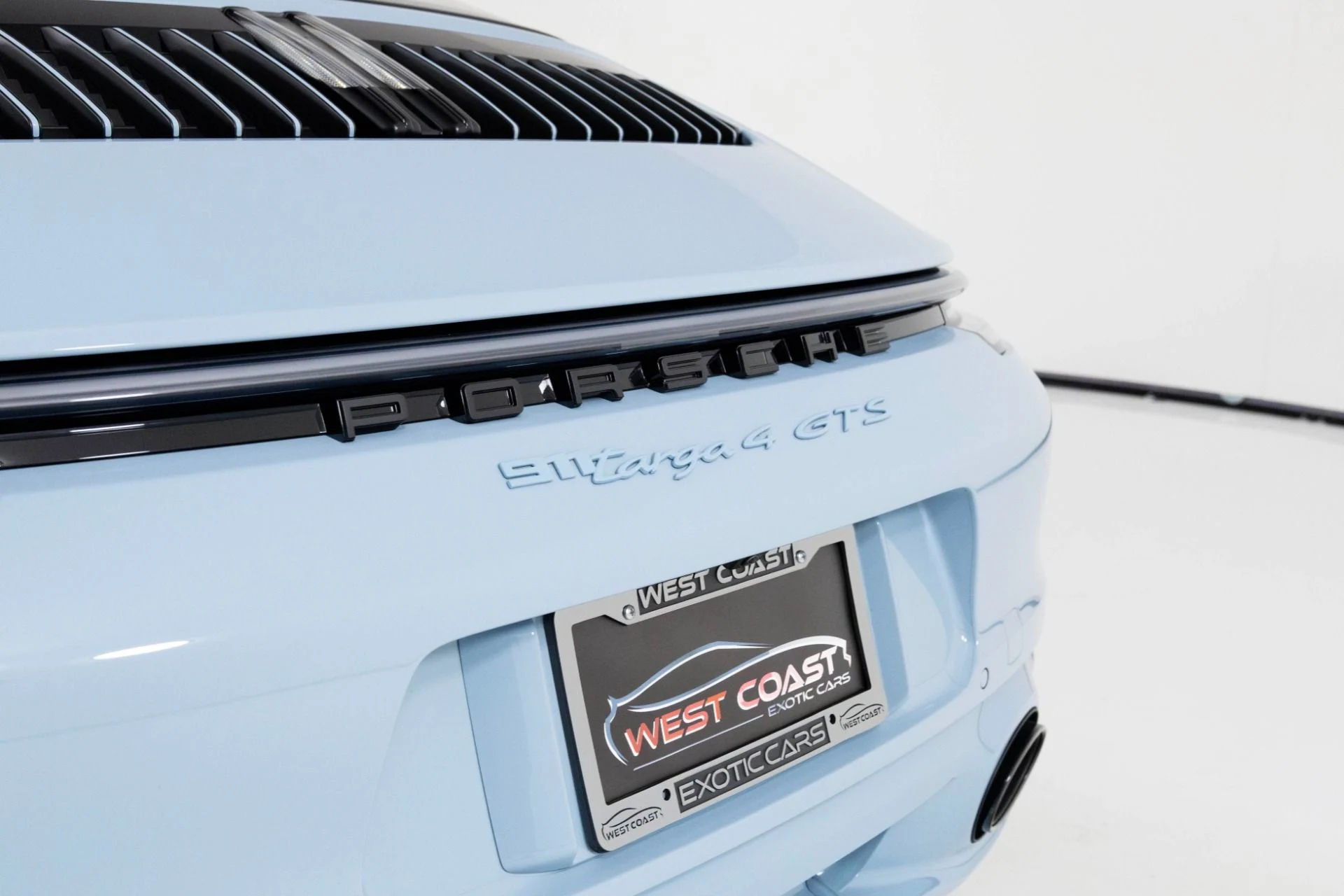 mph077_2790270015_Used_2023_Porsche_911_Targa_4_GTS_1762298473_89576f6bba