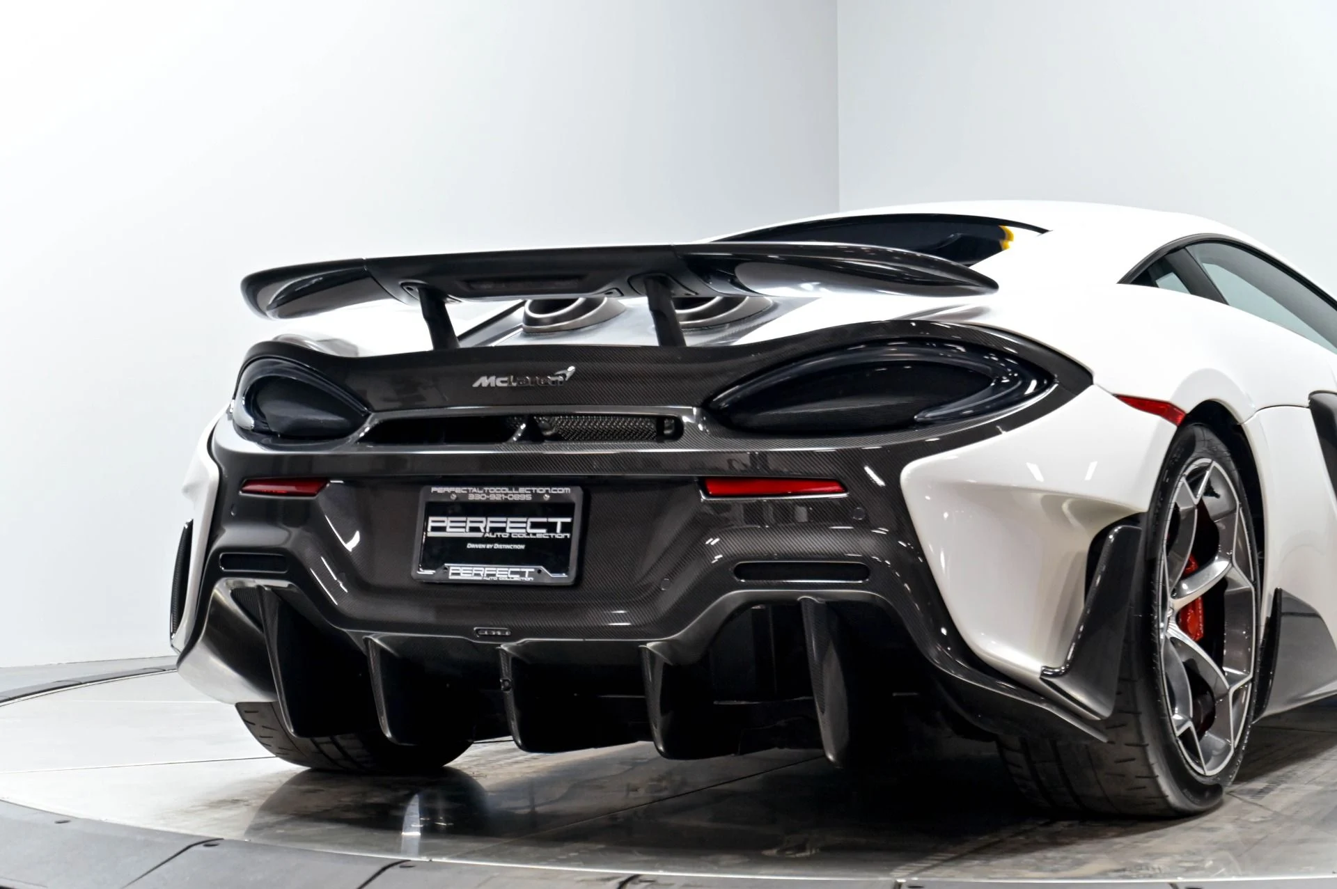 mph077_2926707223_Used_2019_Mc_Laren_600_LT_Base_1782155370_11e5d0bdb4