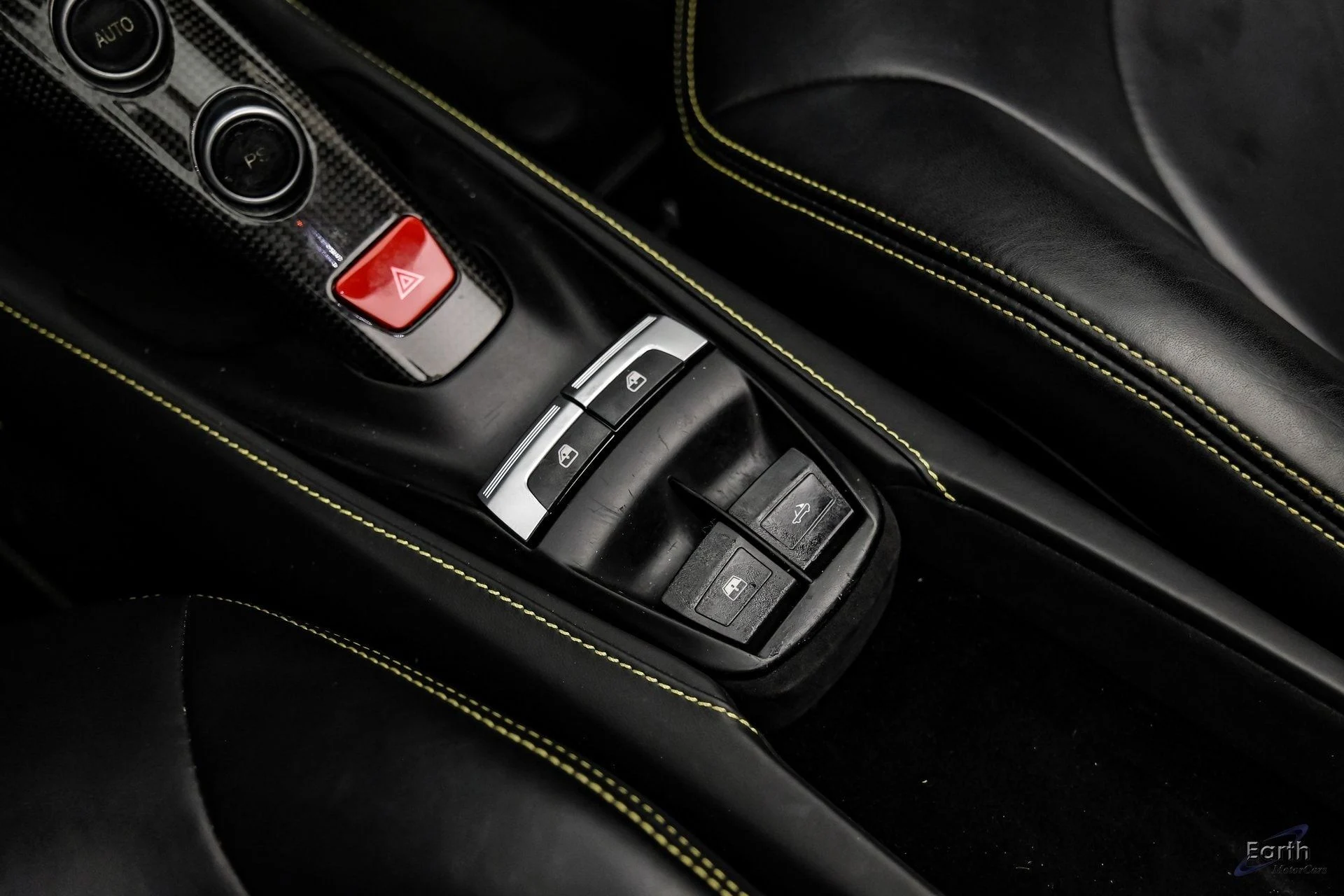 mph077_300669197_72a72d0dcca47b550ce428a3aa8cd98cx_8ebce80ff5