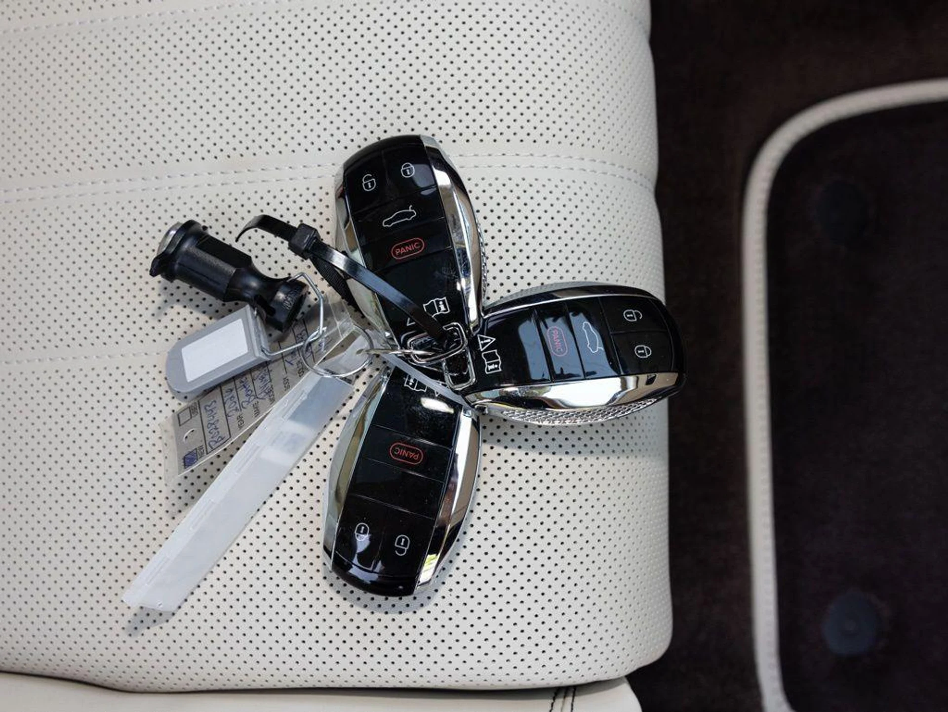 mph077_3078154930_514426019_69ea40f1a250cd82d00a246d_46ddd657c1